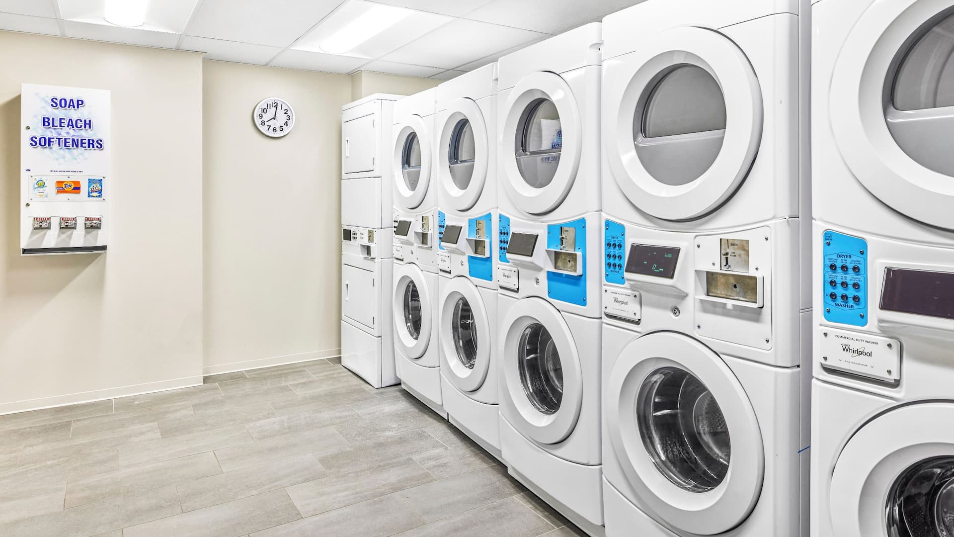 Hyatt Place Houston Medical Center Guest Laundry