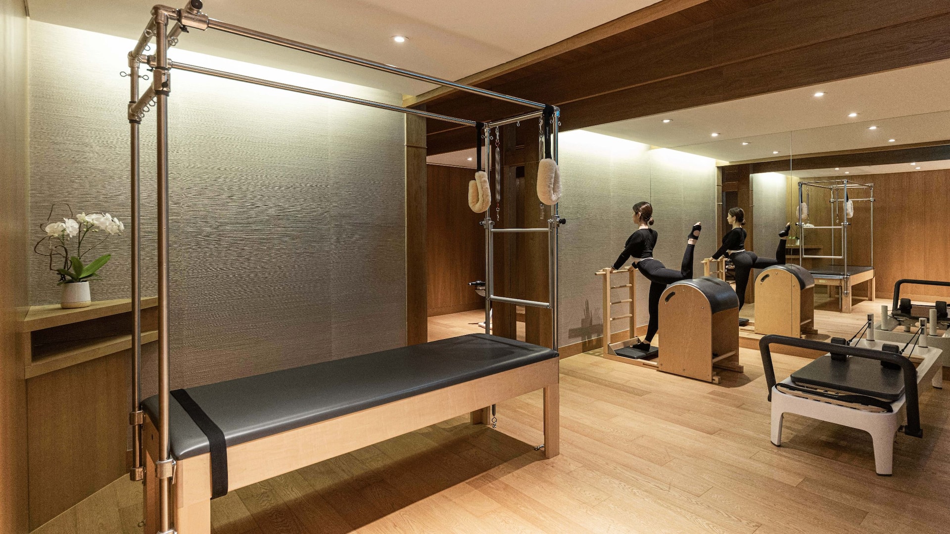 Grand Hyatt Seoul Pilates Stretching
