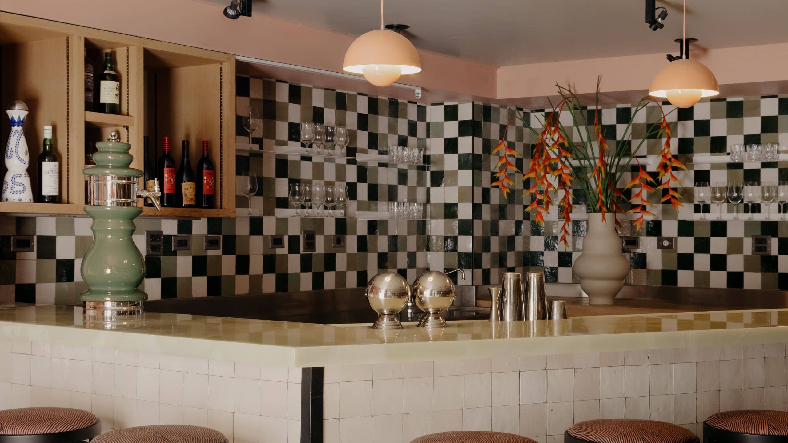 Park South Hotel Sweetbriar Entry Bar
