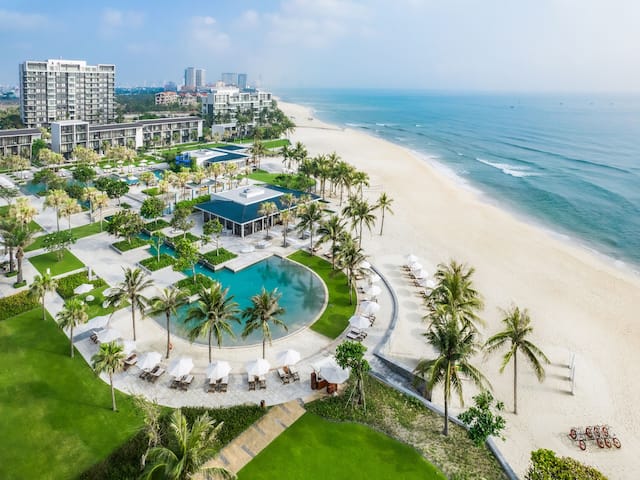 best beach resorts in Vietnam, Hyatt Regency Danang
