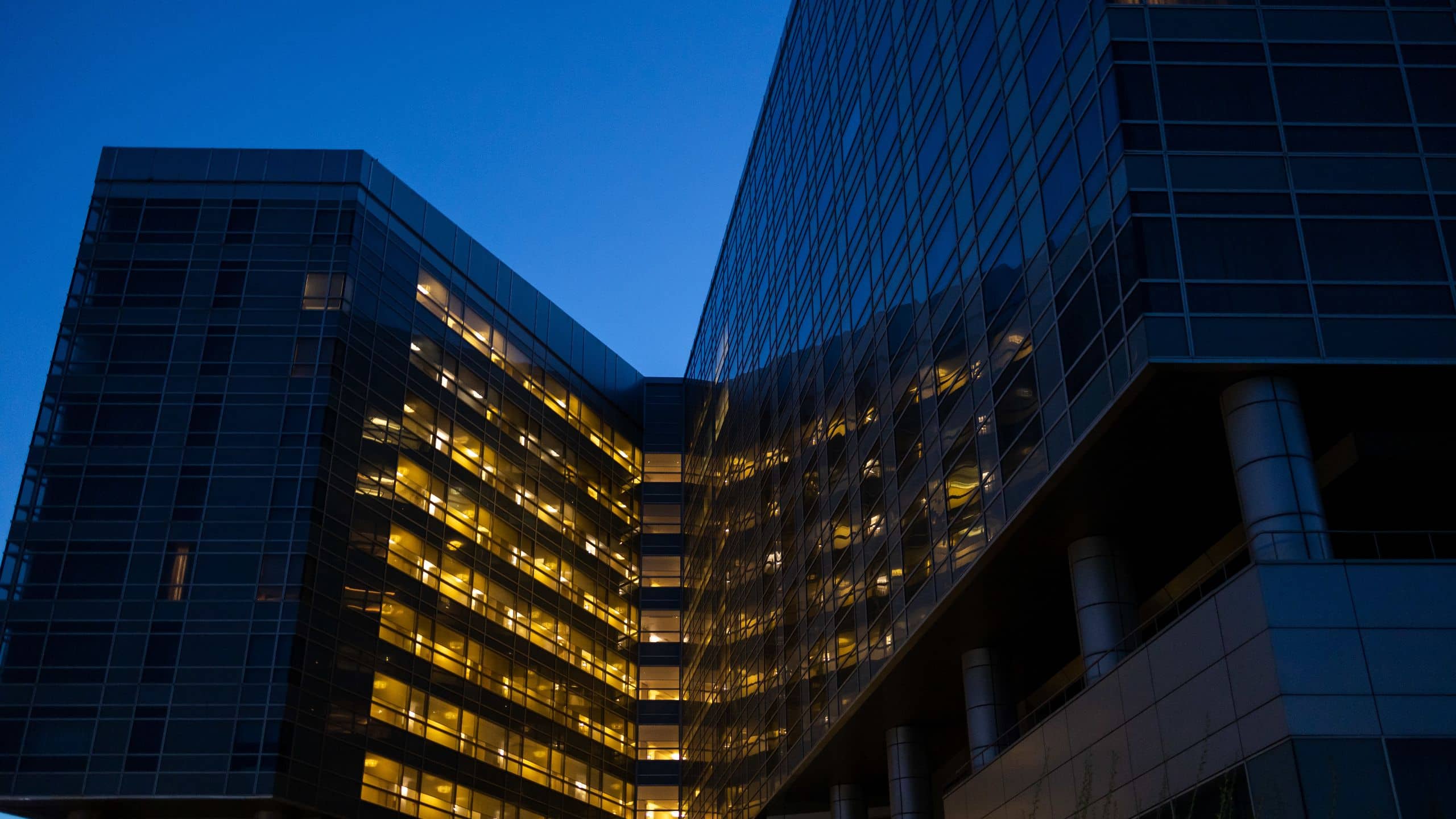 Hyatt Regency Dushanbe Exterior Guestrooms Night