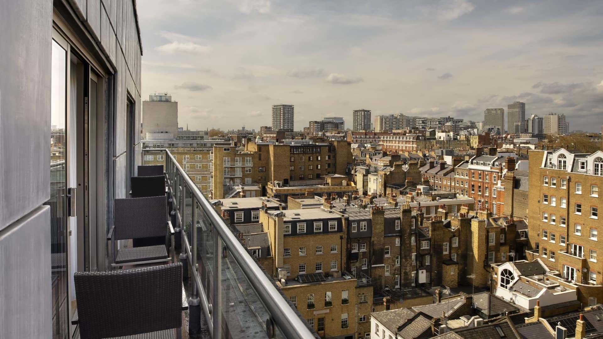 4 of 7 Hyatt Regency London - The Churchill Premium Balcony Suite City View