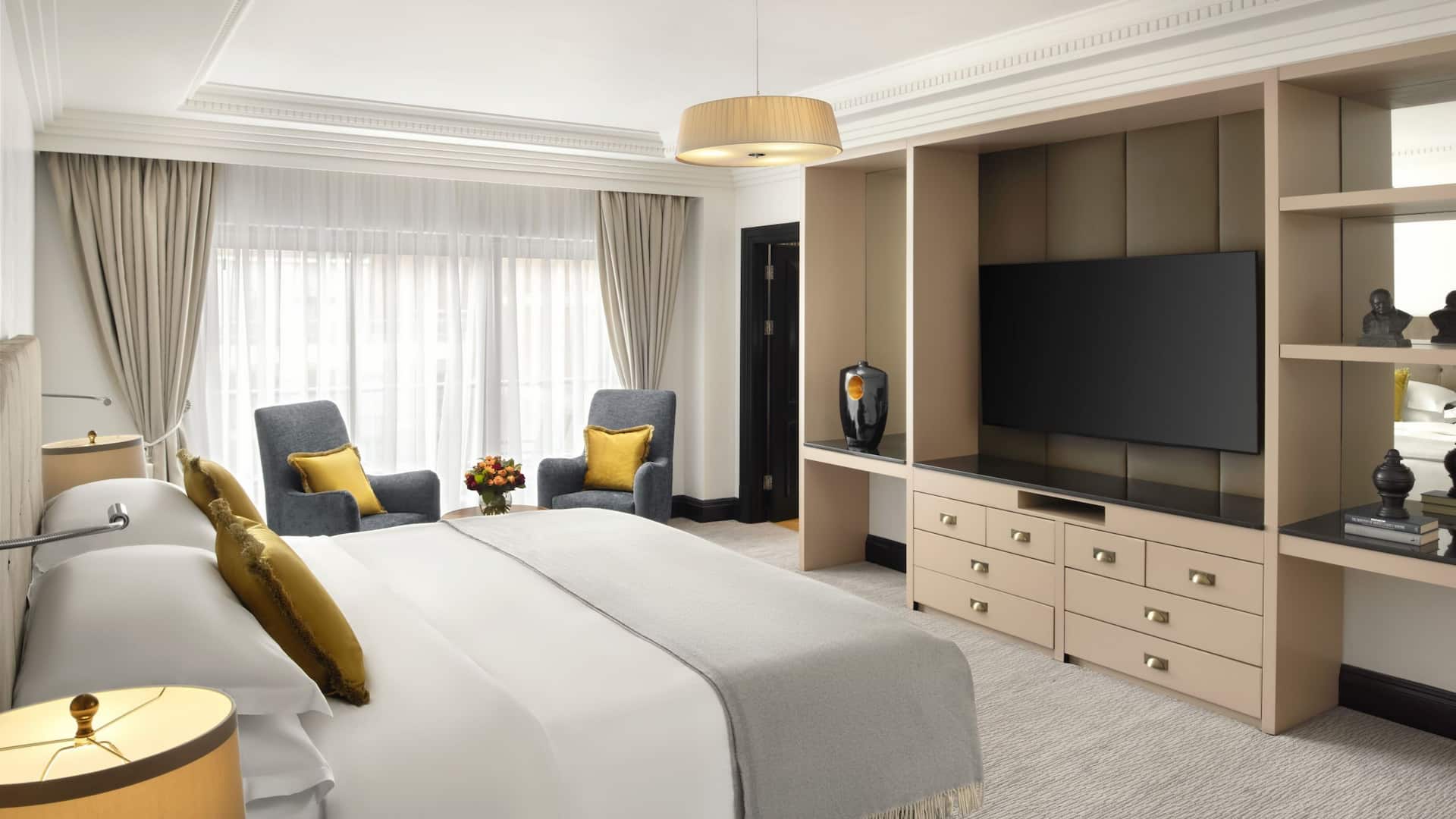 3 of 7 Hyatt Regency London - The Churchill Premium Balcony Suite Bedroom Television