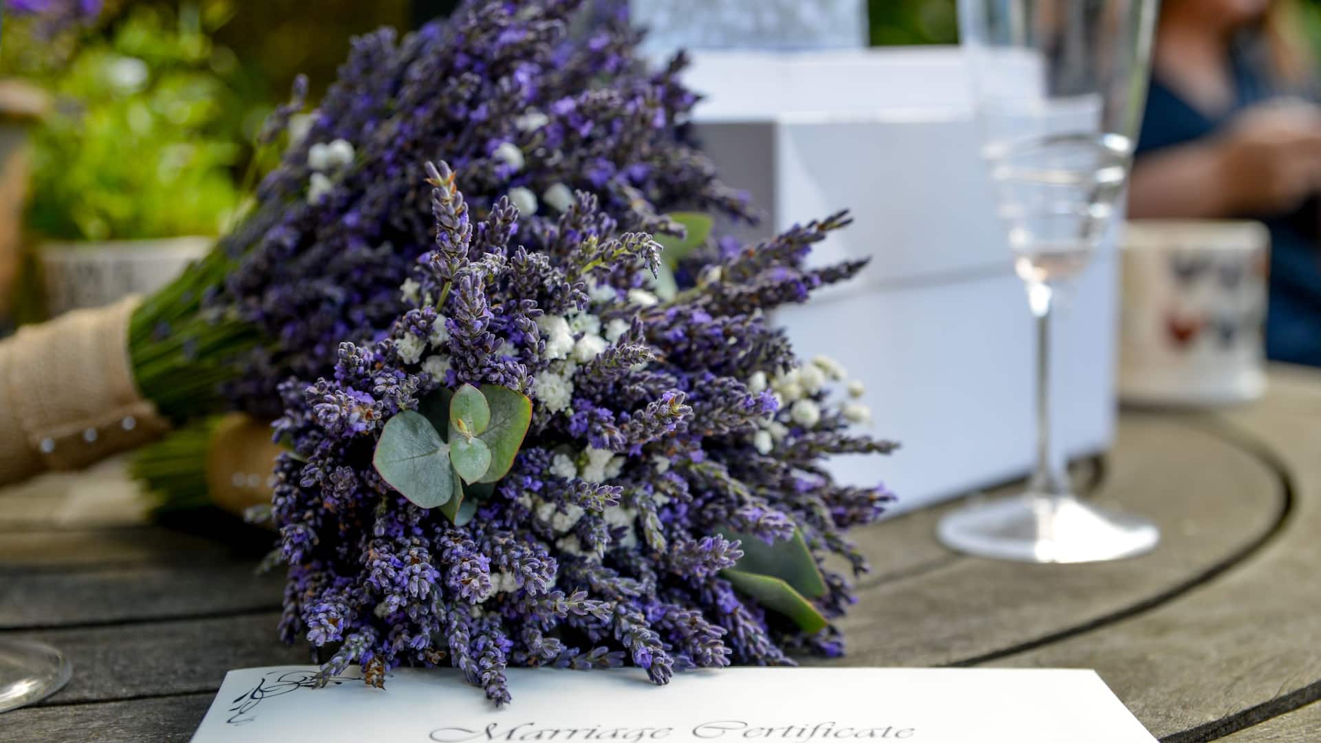 Hyatt Regency Sonoma Wine Country Lavender Bouquet And Wedding Details