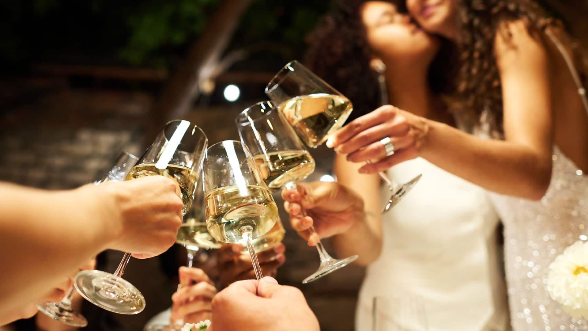 Hyatt Regency Sonoma Wine Country Bridal Party Wine Toast