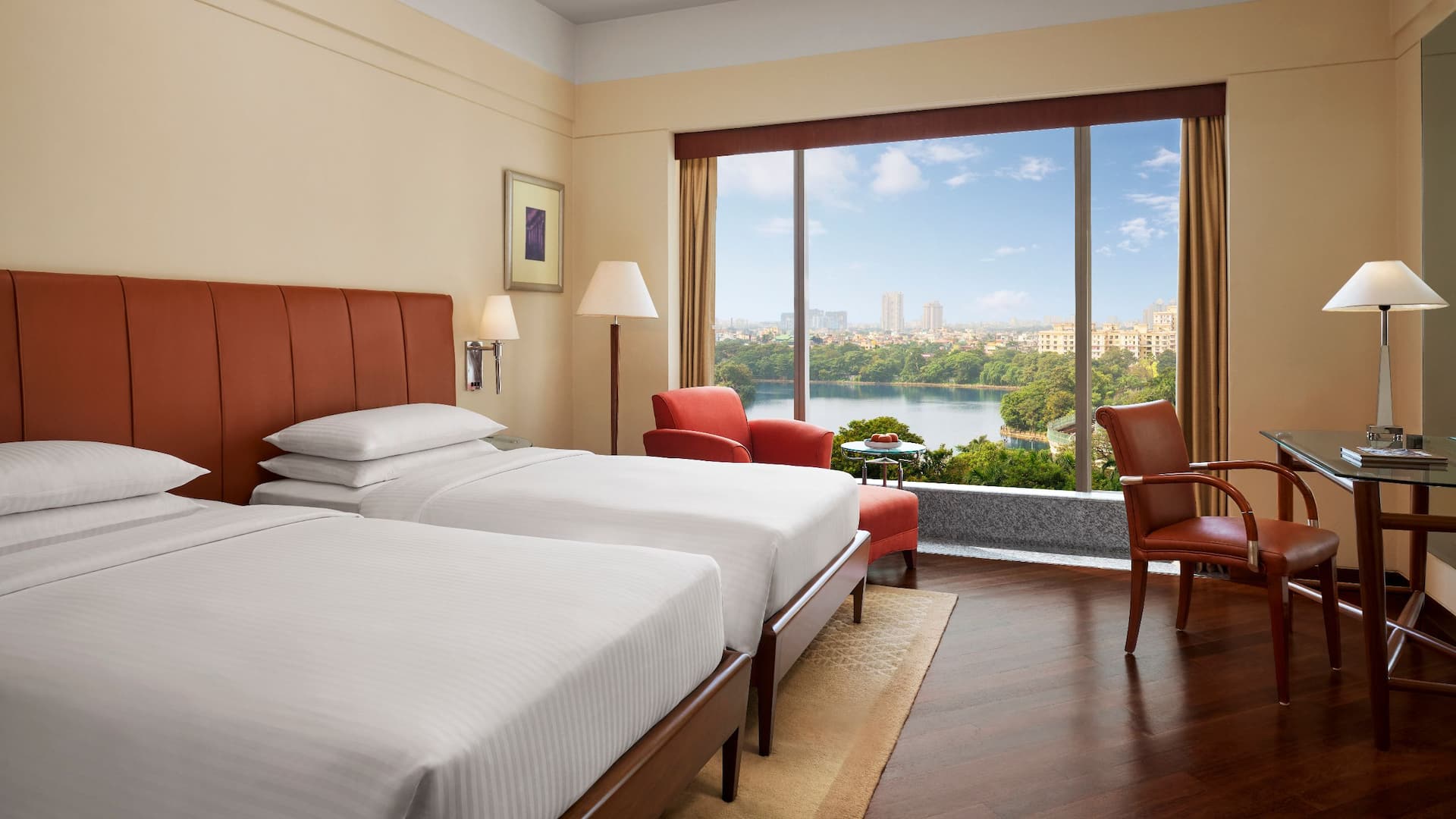 第 1，共 1 Hyatt Regency Kolkata Two Twin Beds Guestroom Window