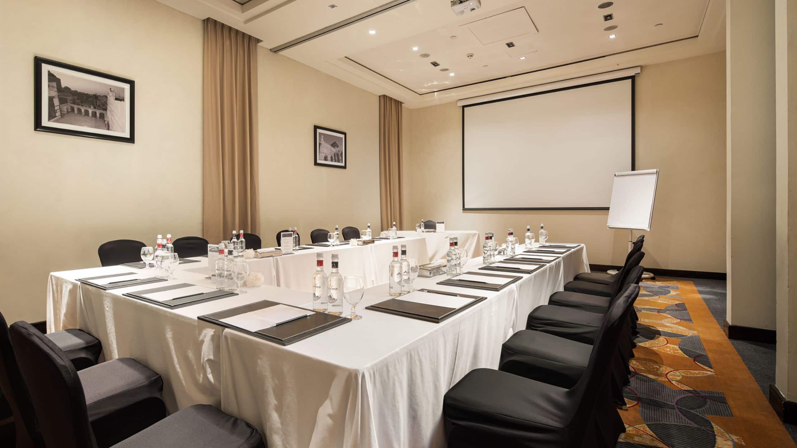 Park Hyatt Jeddah – Marina, Club and Spa Nawar Meeting Room Large