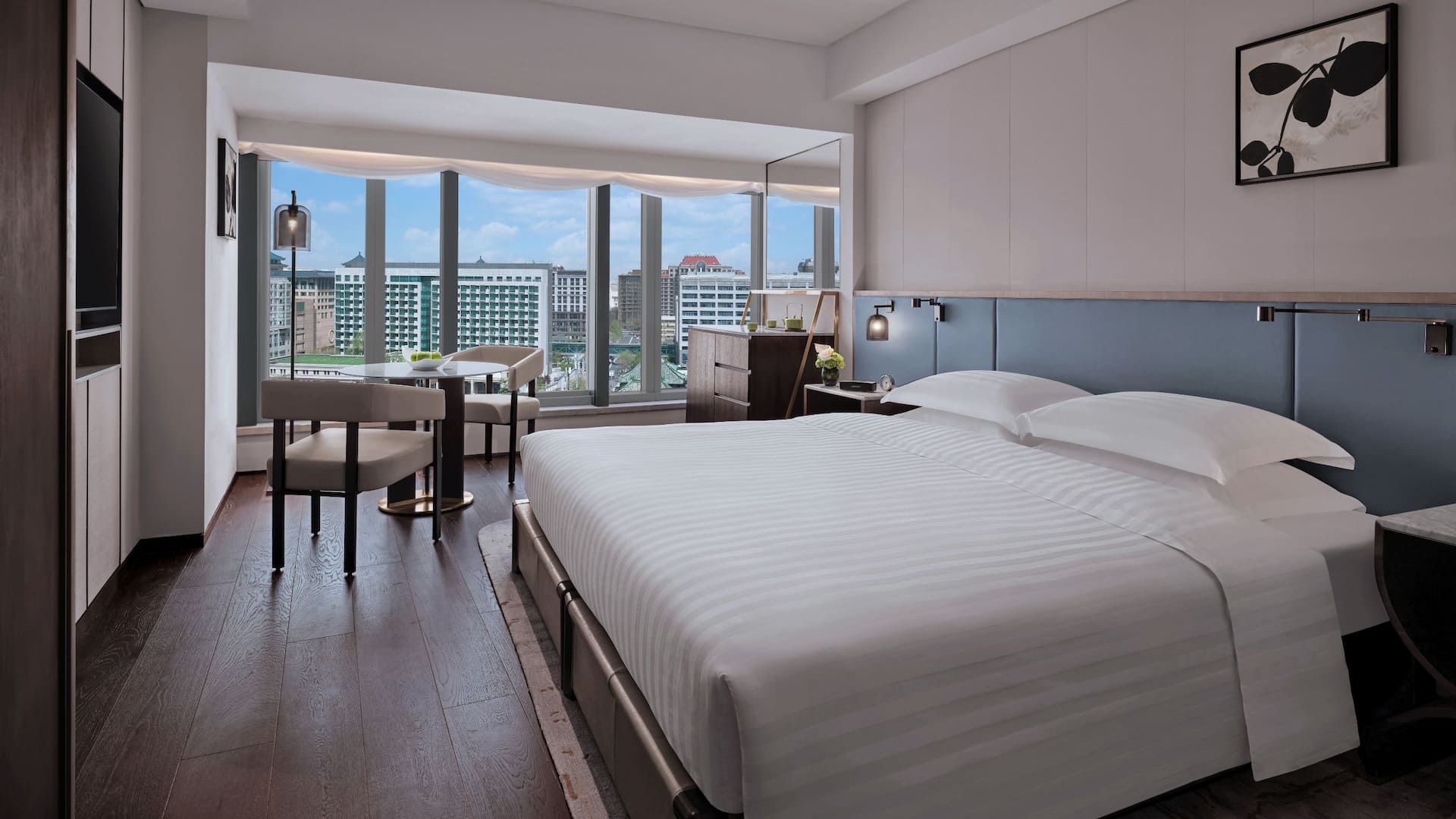 Grand Hyatt Beijing One King Bed Bedroom