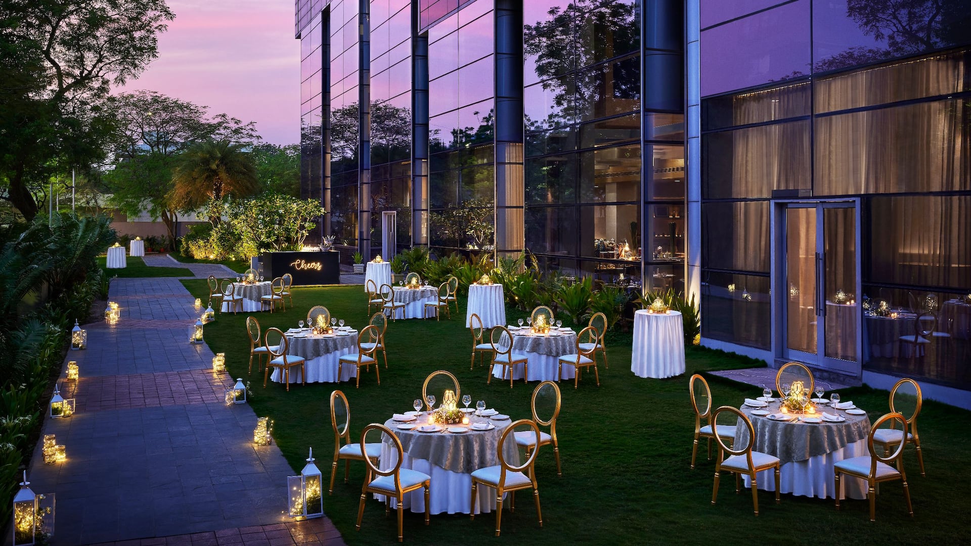 Hyatt Regency Ahmedabad Lawn Event