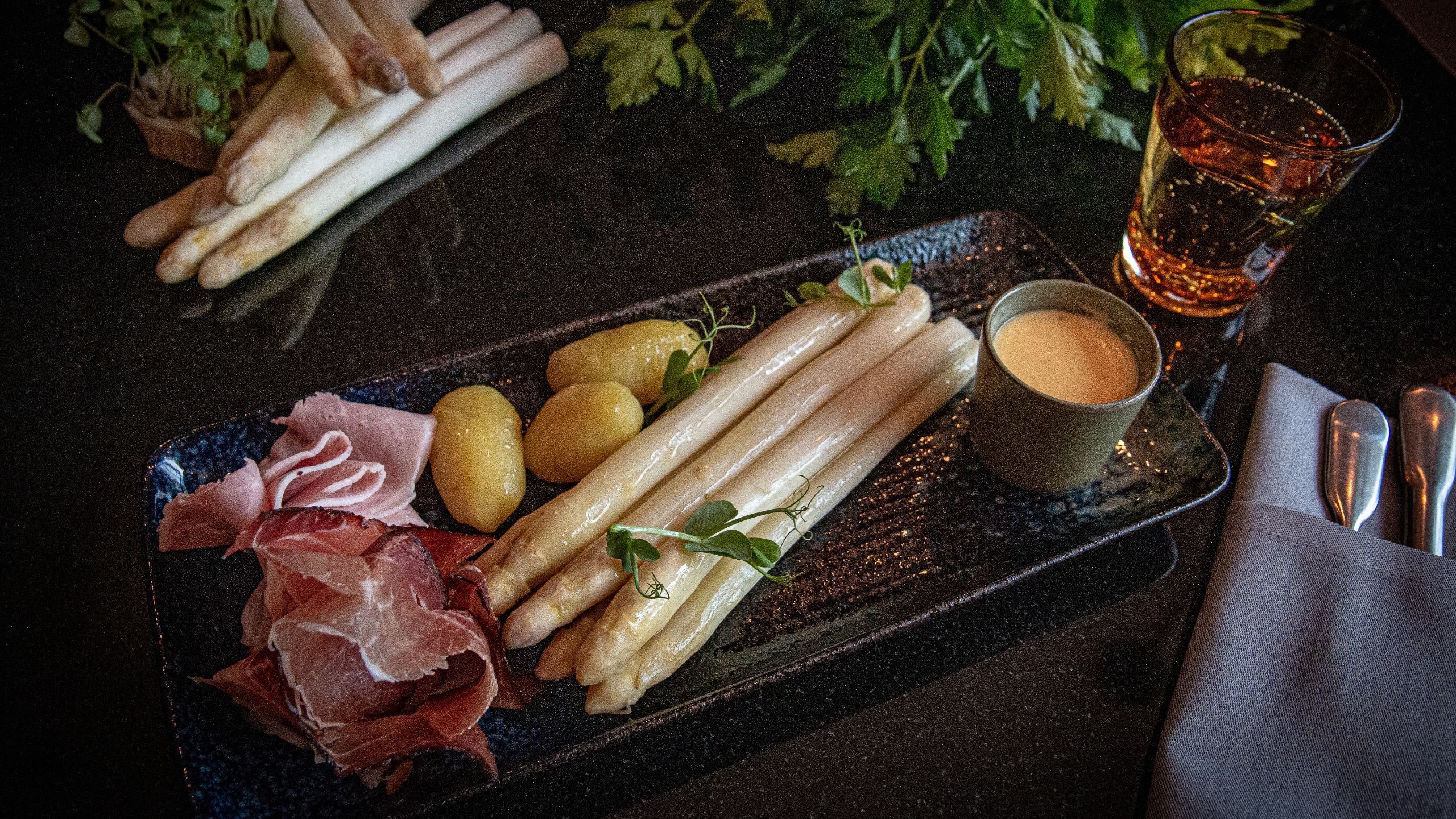 Andaz Munich Schwabinger Tor The Lonely Broccoli Asparagus