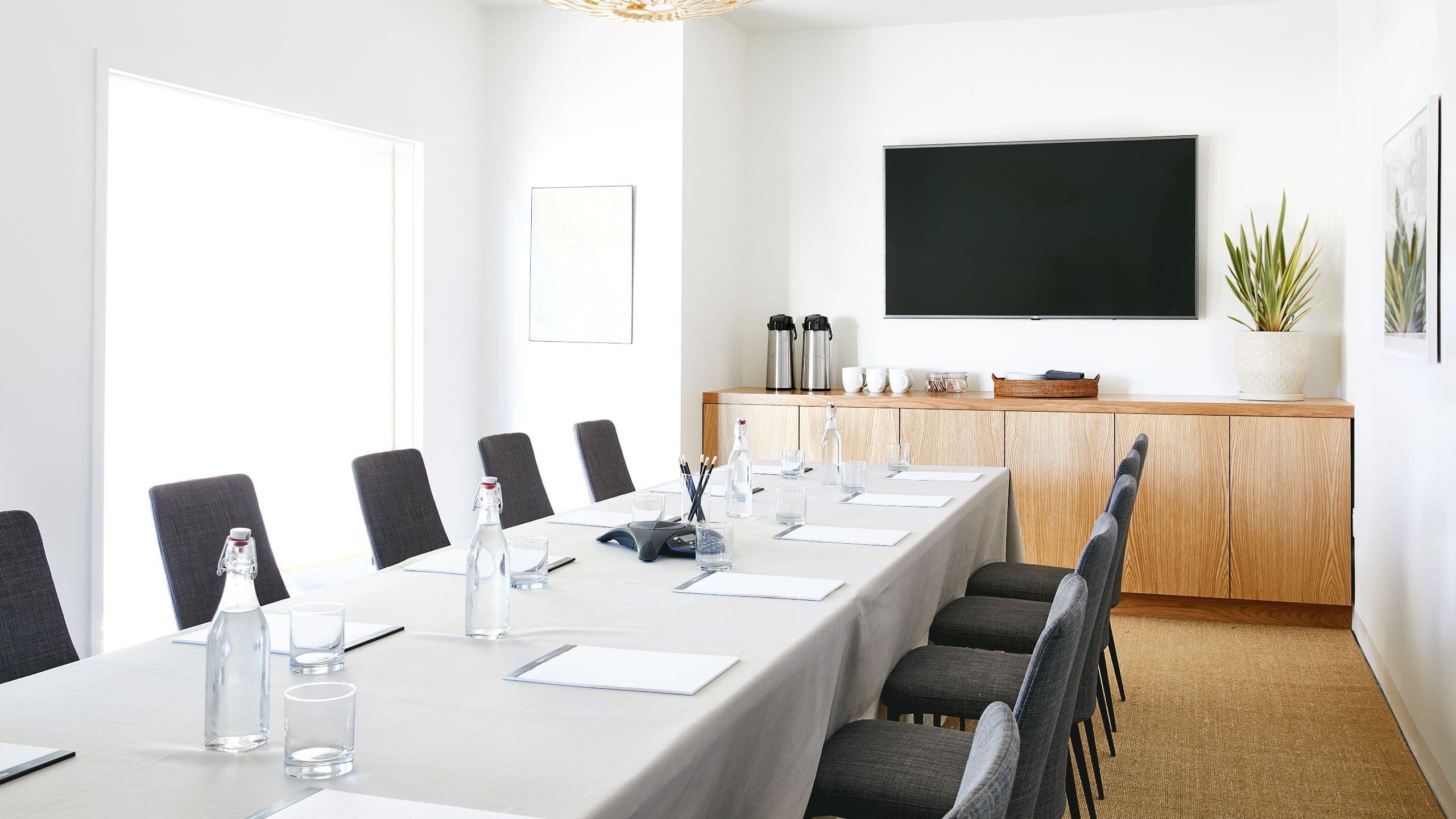 Calistoga Motor Lodge & Spa Moon Room Conference Room