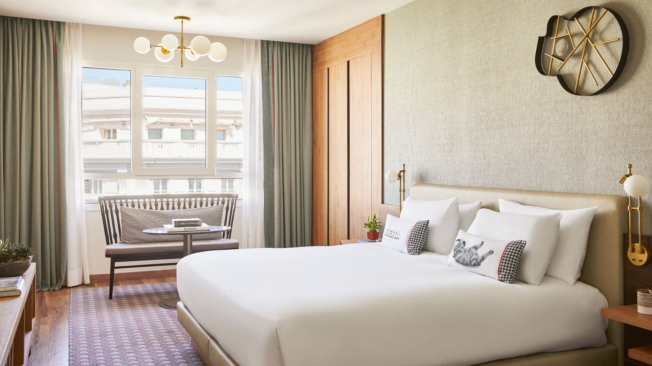 Hyatt Centric Gran Via Madrid Gran Via Suite Bedroom Bed