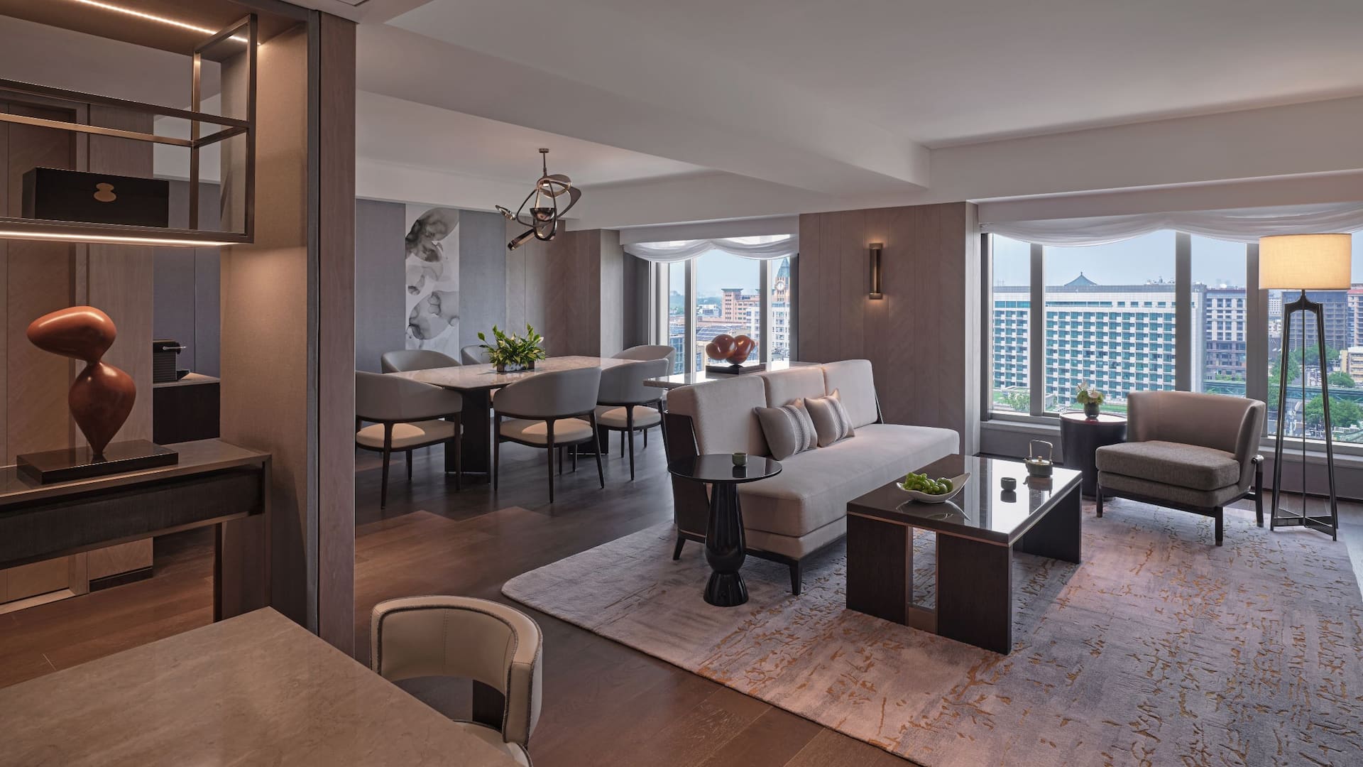 2 von 3 Grand Hyatt Beijing  Diplomat Suite Living Room