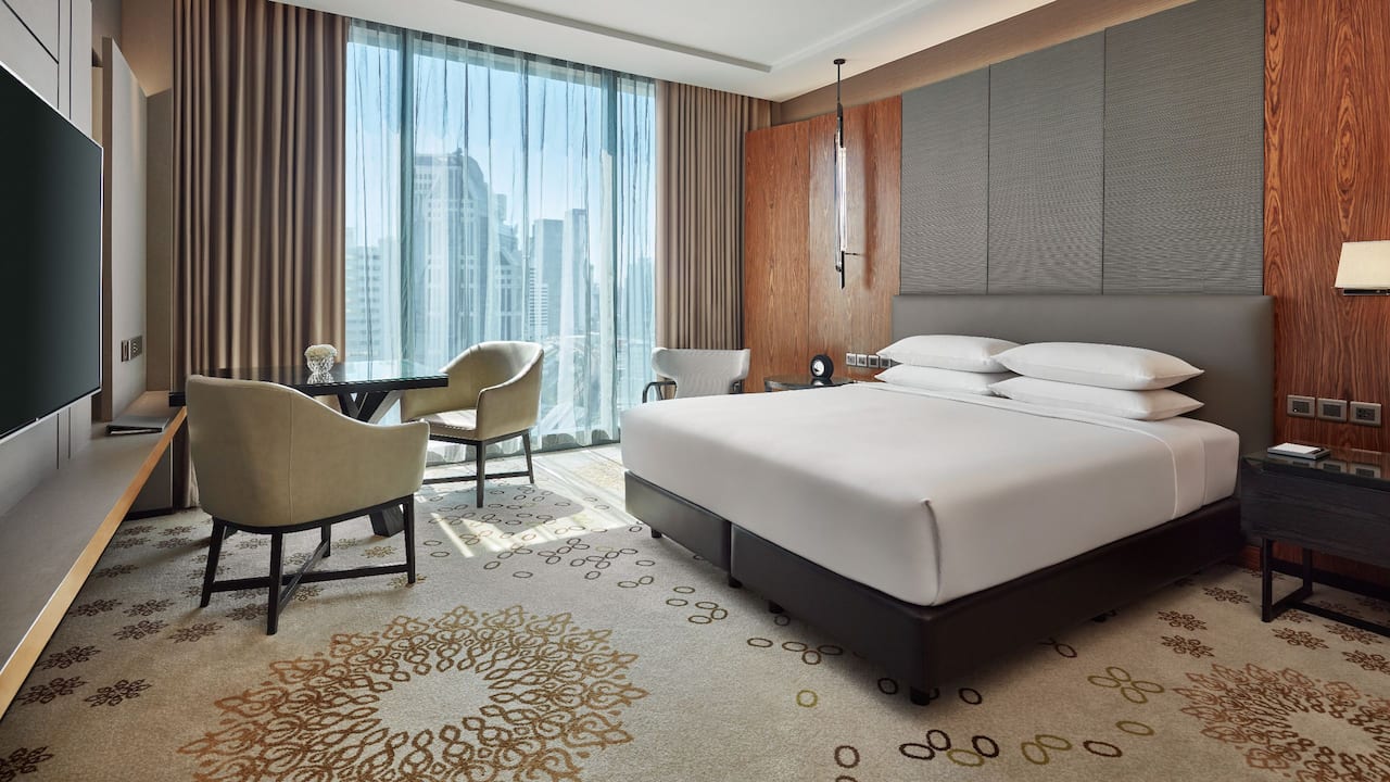 Hotel Near Central World Bangkok with King Bed at Hyatt Regency Bangkok Sukhumvit