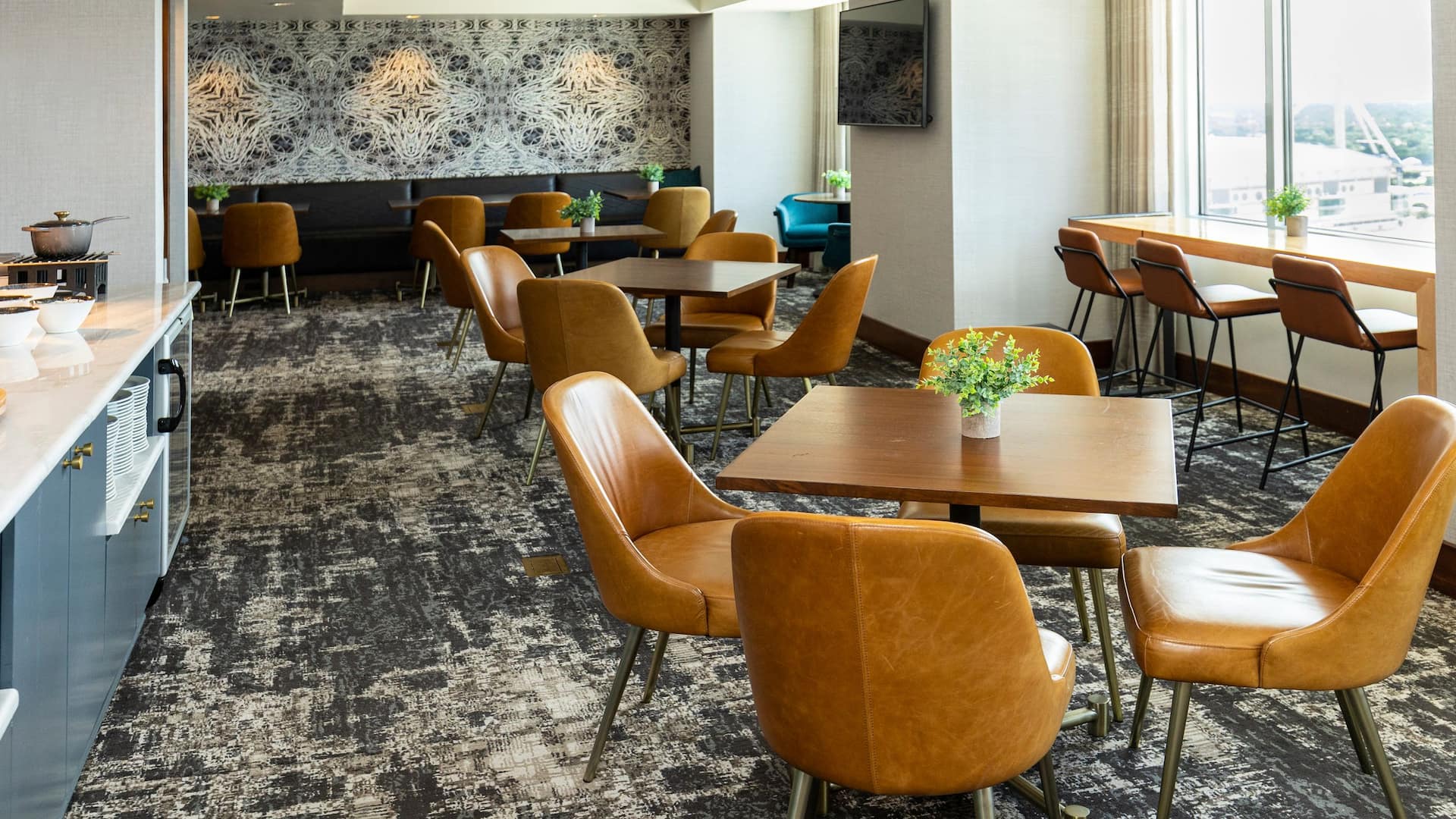 Grand Hyatt San Antonio River Walk Grand Club Seating