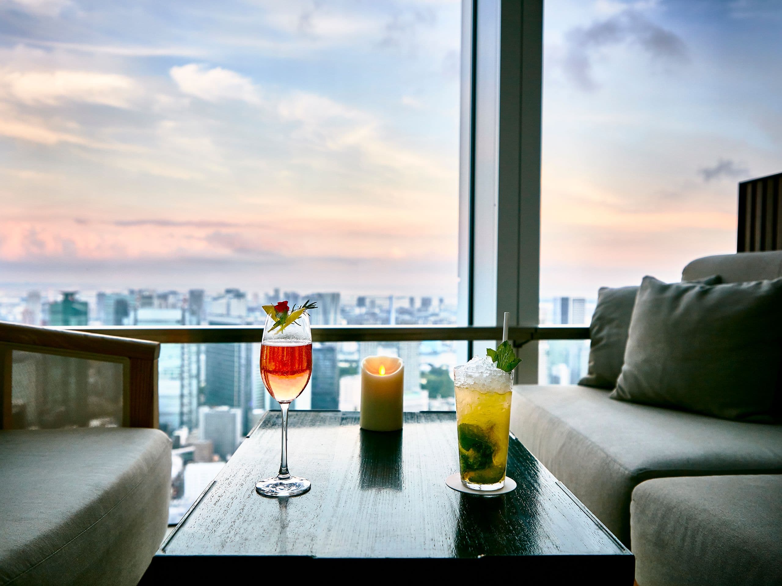 Andaz Tokyo Toranomon Hills Rooftop Bar Cocktails With Twilight Close
