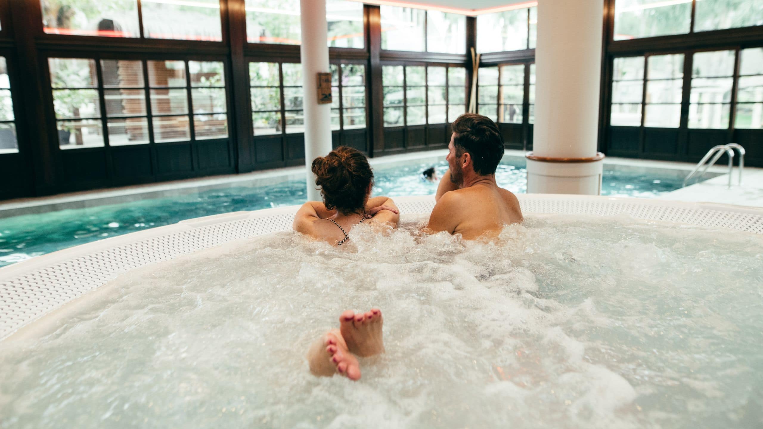 Lifestyle Couple Pool