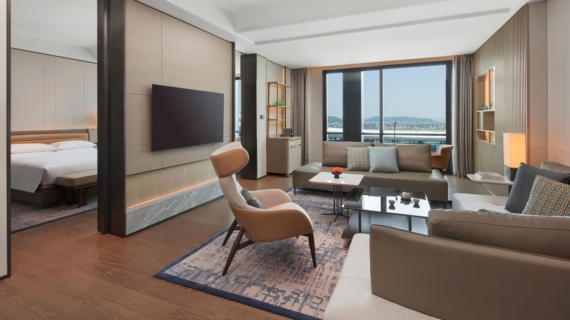 Hyatt Regency Hangzhou International Airport Regency Suite Livingroom
