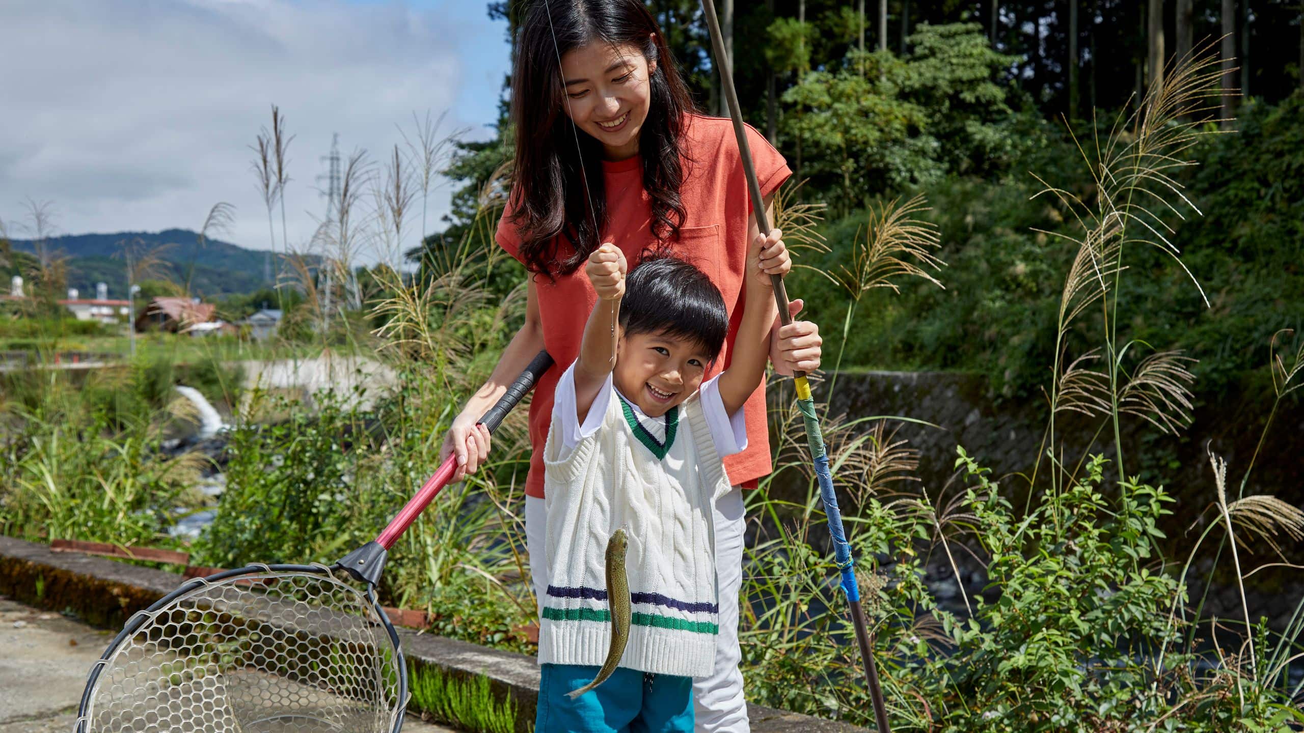 Fuji Speedway Hotel Sukawa Fishing Kids Mother Closeup