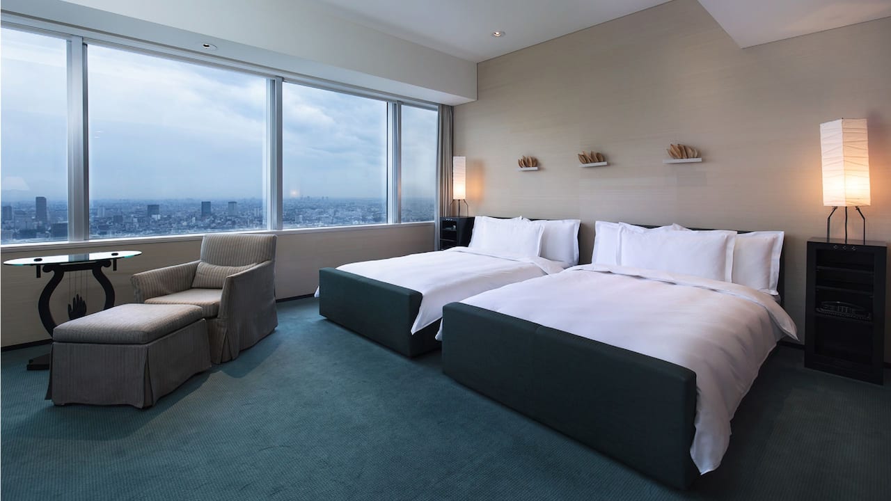 Guestroom Twin Beds Park Hyatt Tokyo