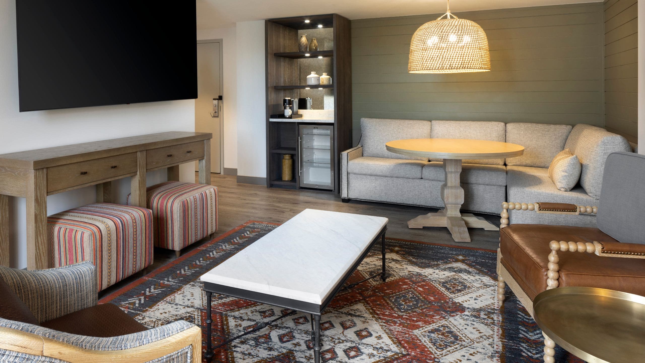 Hyatt Regency Hill Country Resort and Spa Hill Country Suite Sofa
