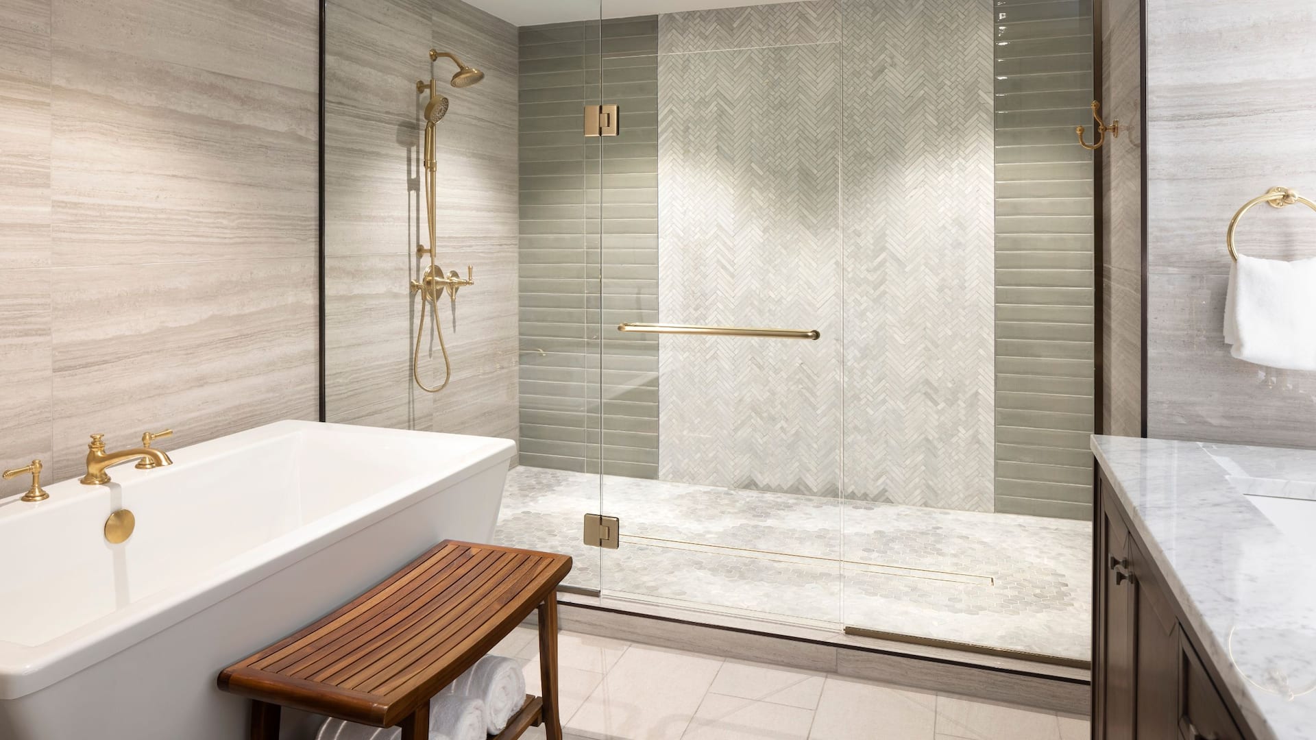 4 из 9 Hyatt Regency Hill Country Resort and Spa Presidential Bathroom Shower
