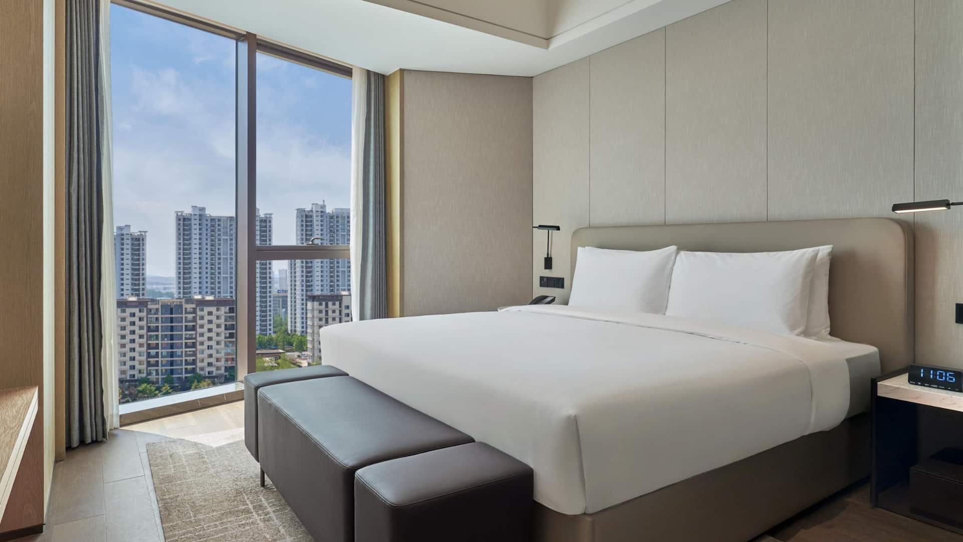 Hyatt Place Yantai Development Zone Two Bedroom Kitchen Suite King Bed