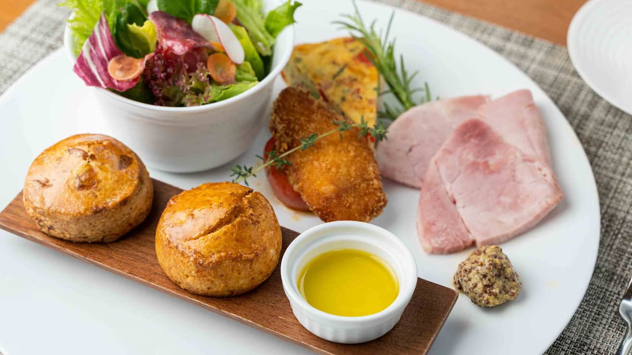 Hyatt Regency Hakone Resort & Spa| Dining Room Lunch Scone Set 