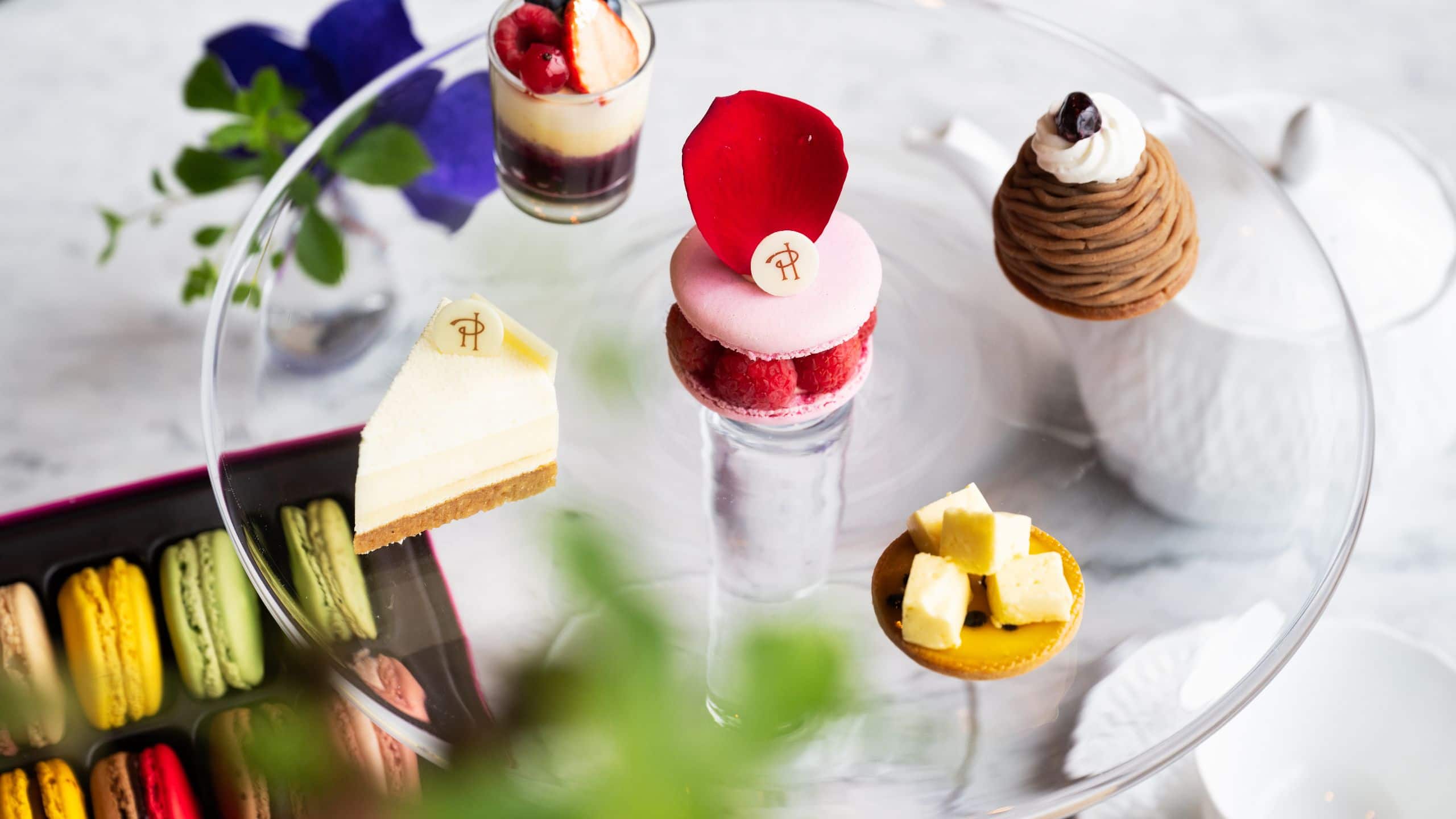 Park Hyatt Niseko Hanazono Summer Aft Desert Close Up