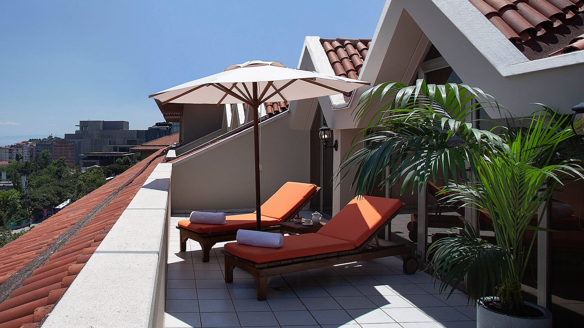 Grand Hyatt Istanbul Apartment Terrace