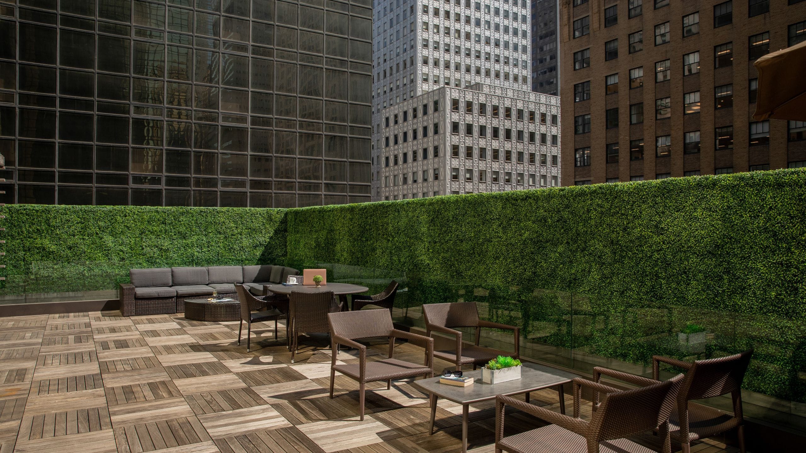 5 of 8 Hyatt Grand Central New York Outdoor Patio Seating