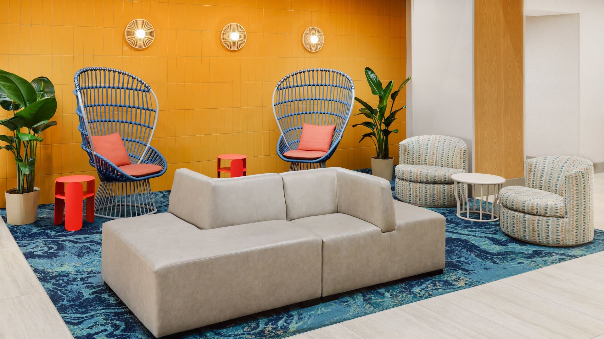 Hyatt Place across from Universal Orlando Resort™ Lobby Seating Area