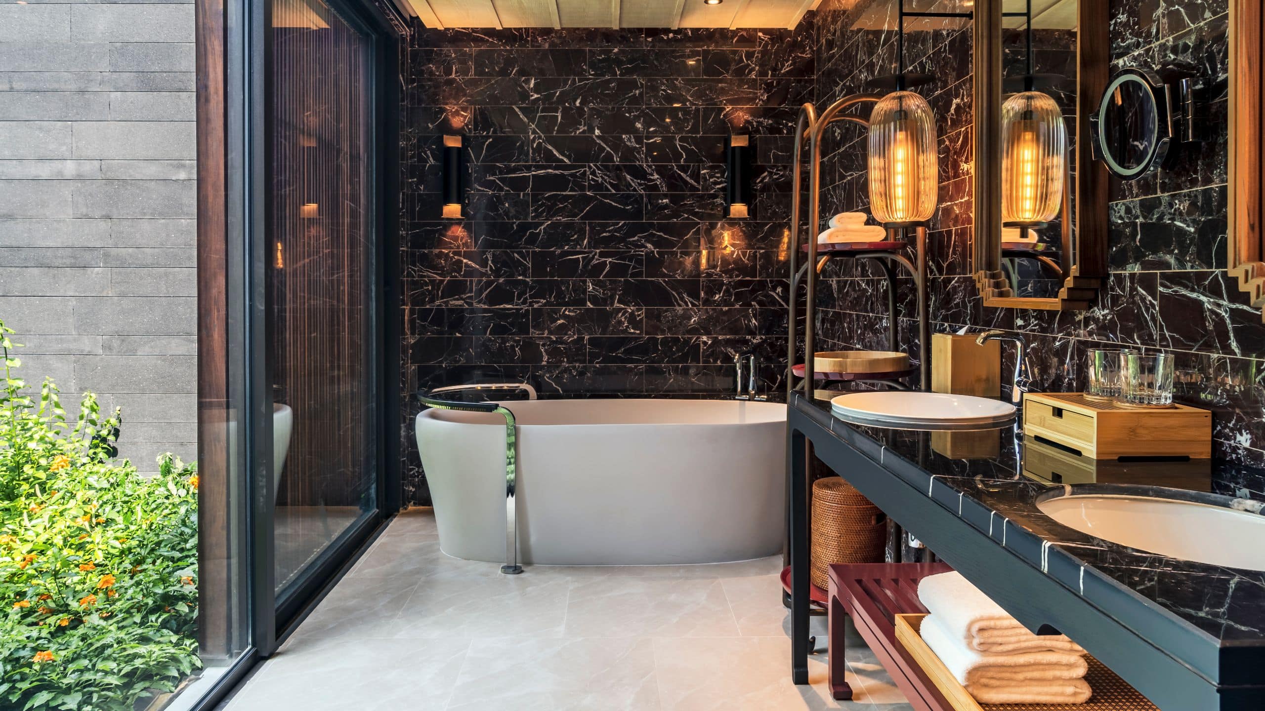 Andaz Pattaya Jomtien Beach Beachfront Suite Bathroom
