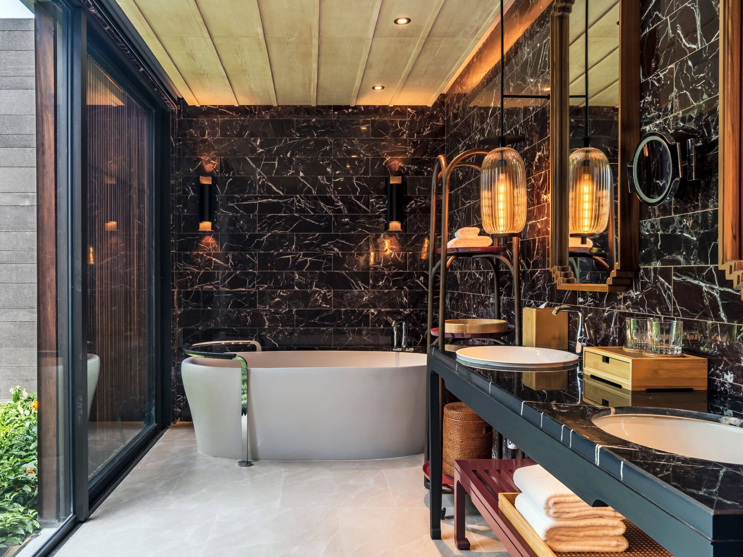 Andaz Pattaya Jomtien Beach Beachfront Suite Bathroom