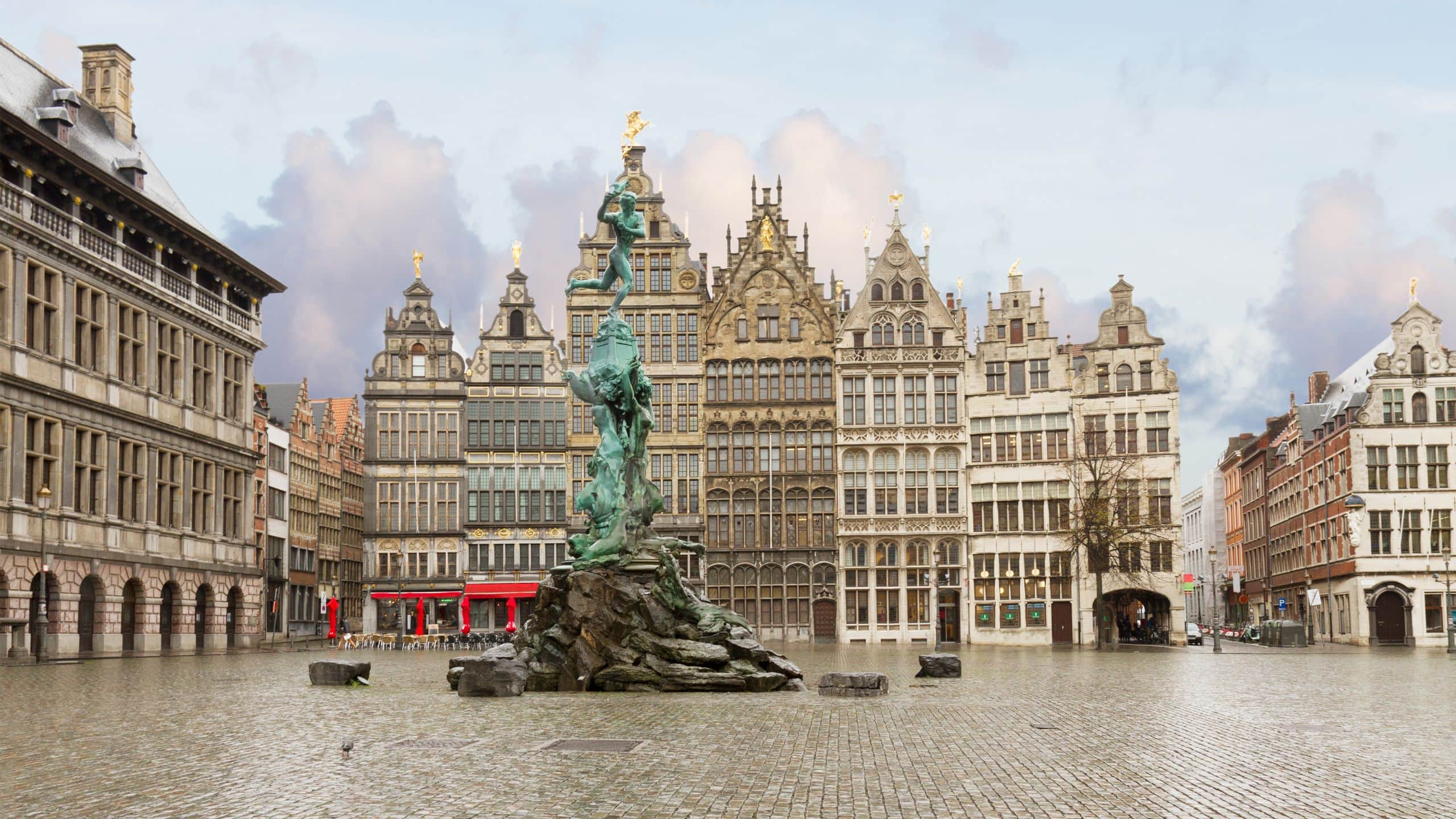 Lindner WTC Hotel & City Lounge Antwerp Grote Markt