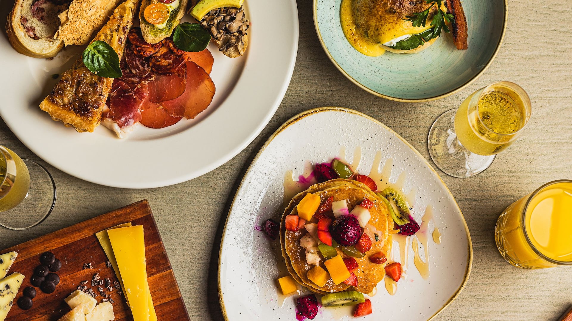 Grand Hyatt São Paulo Brunch Pancakes And Cheese Table