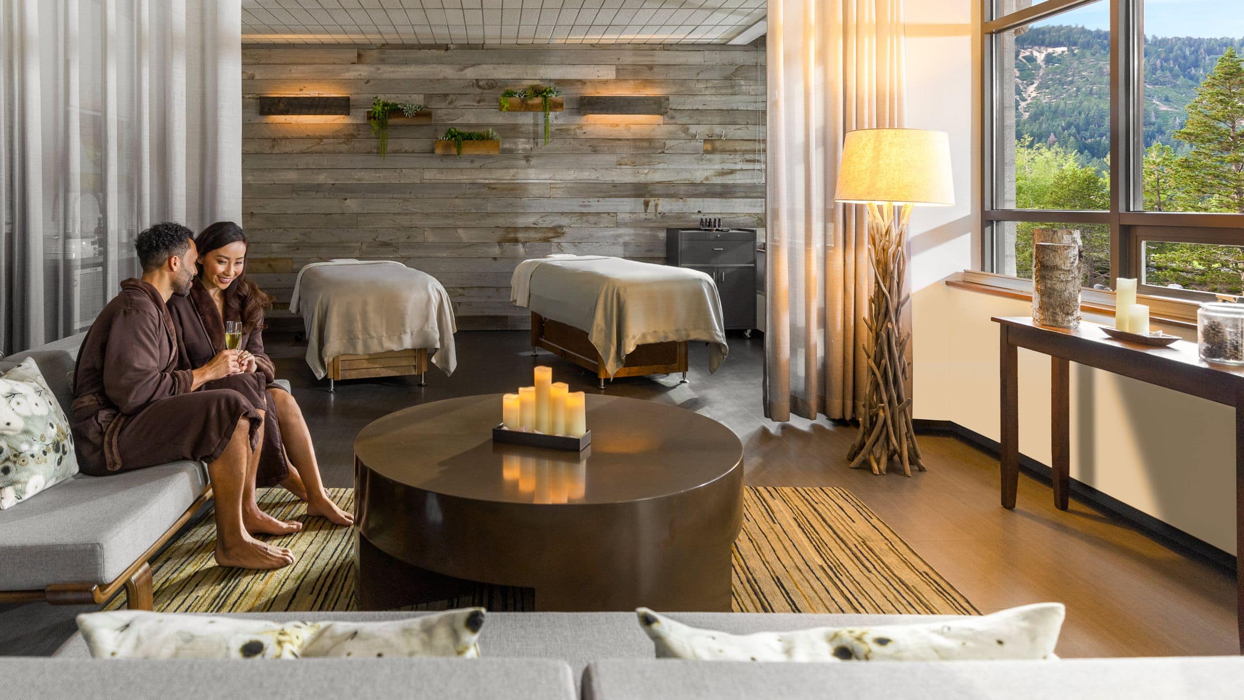 Everline Resort & Spa Spa Couple Drinking Champagne