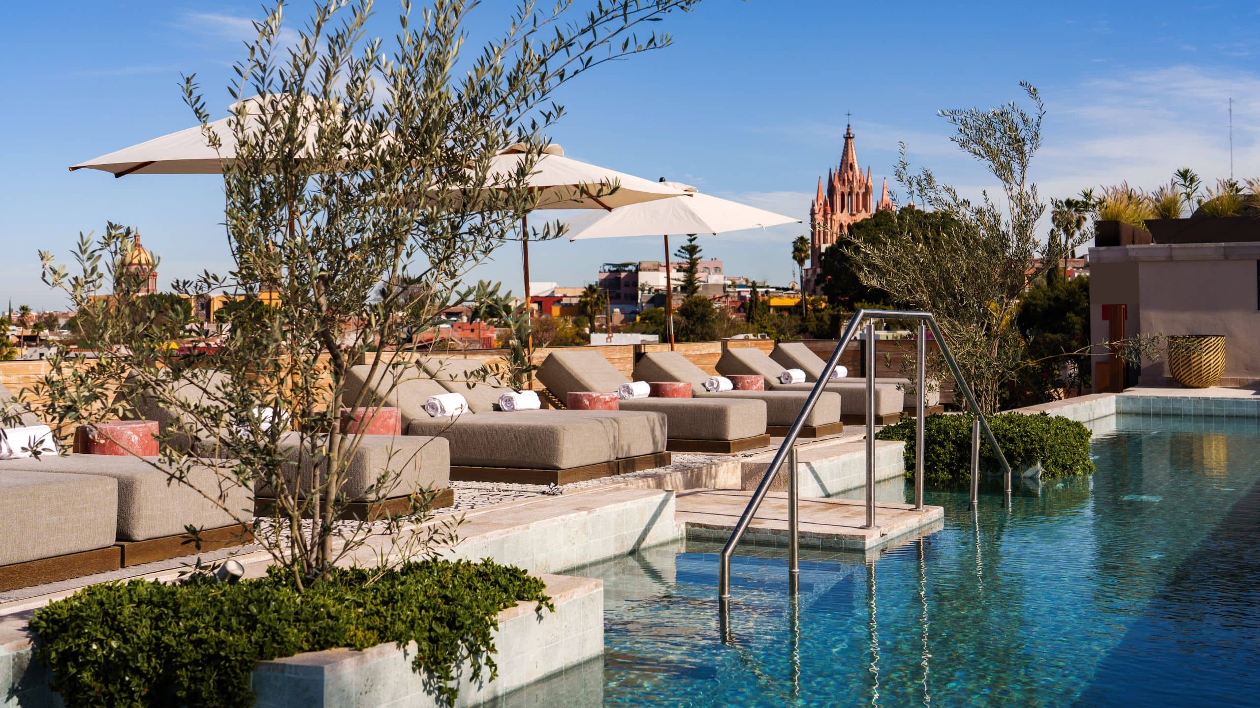 Numu Boutique Hotel San Miguel de Allende Pool Seating