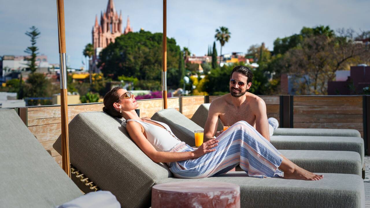 Elevate Your Stay: Rooftop Pool in San Miguel de Allende