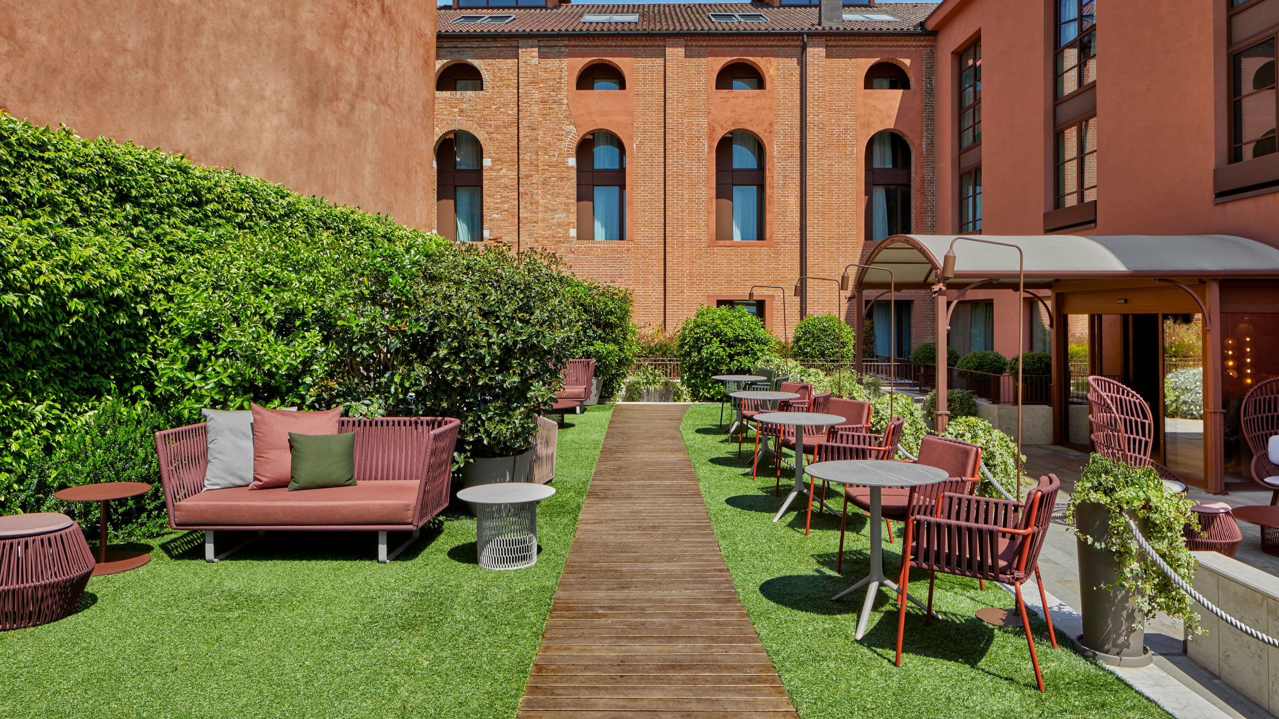 Hyatt Centric Murano Venice Spritz Fizz Lounge Overview