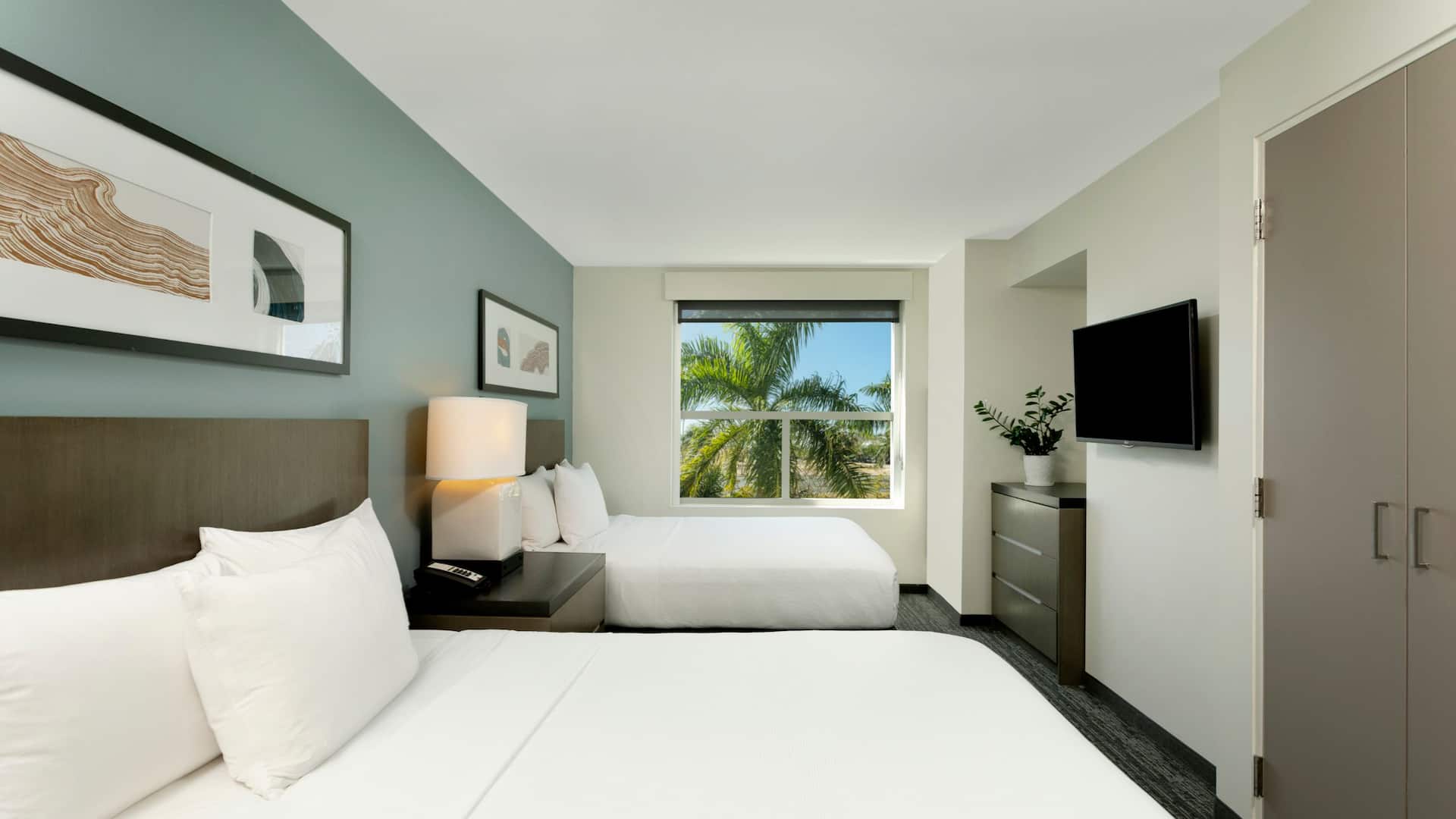 Hyatt House San Juan Bay View One Bedroom Queen