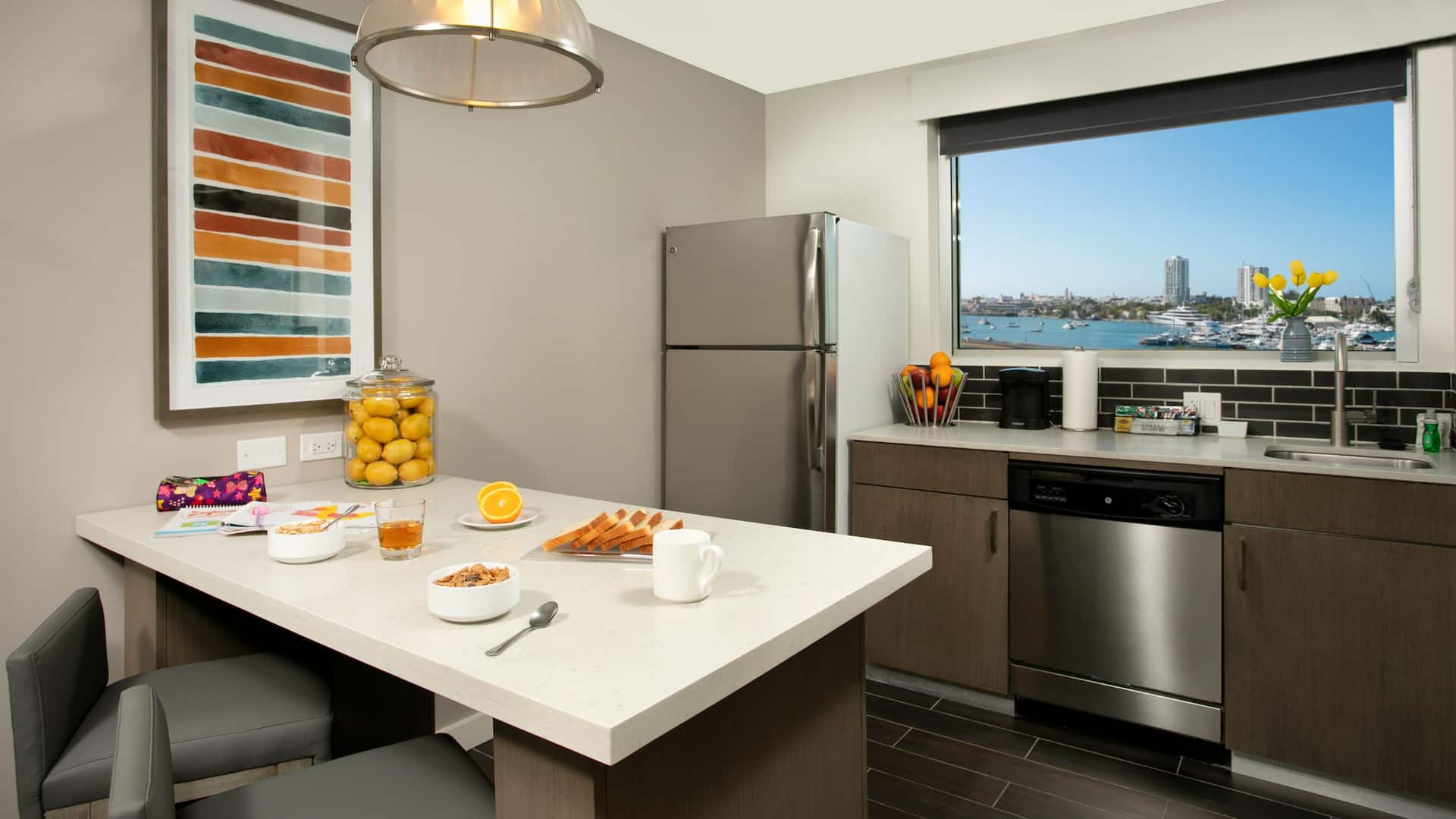Hyatt House San Juan Bay View One Bedroom King Dining