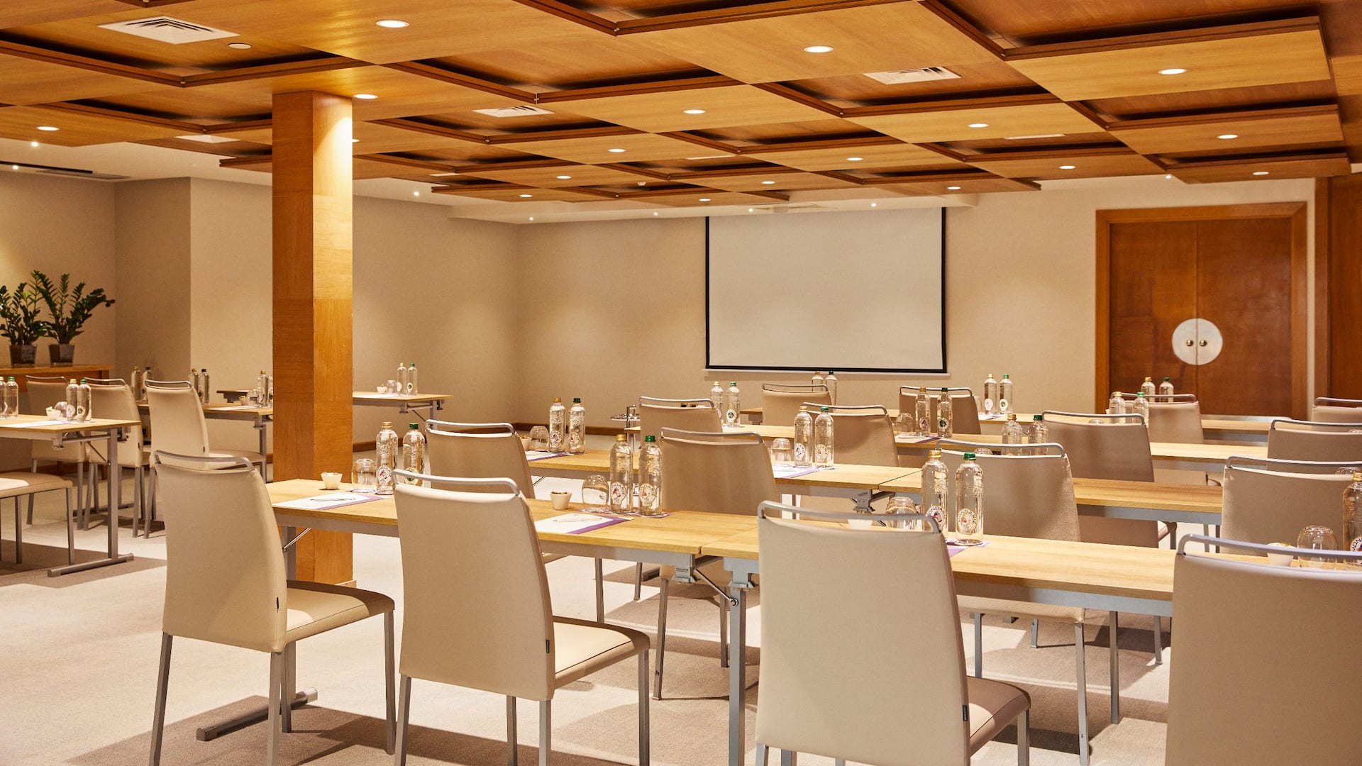 Hyatt Regency Hesperia Madrid Meeting Room