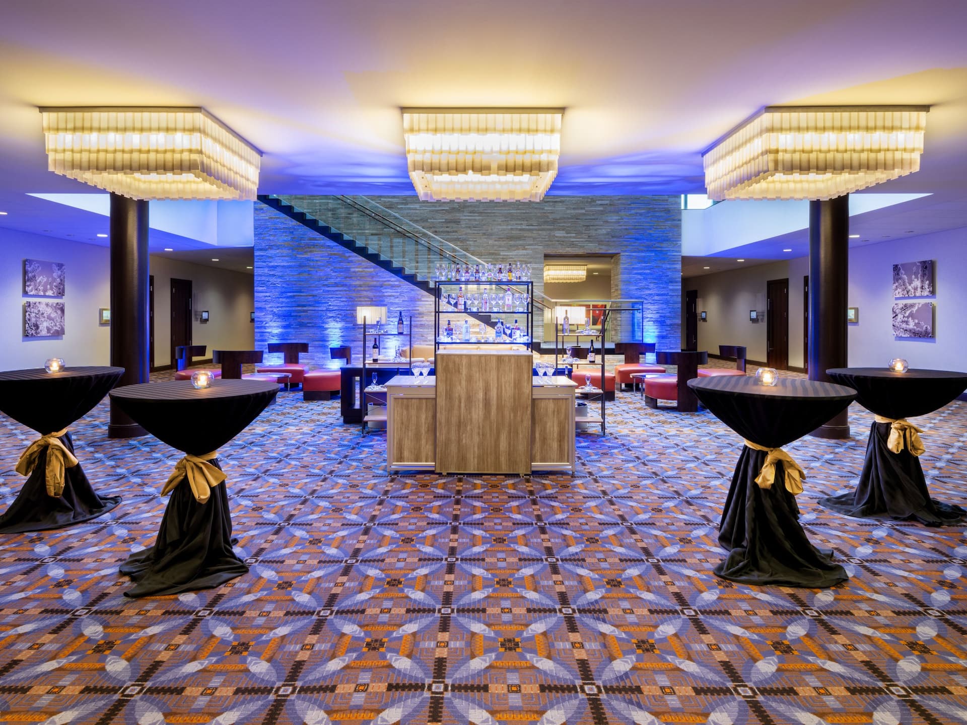 Hyatt Regency O'Hare Chicago LL Conference Center Foyer