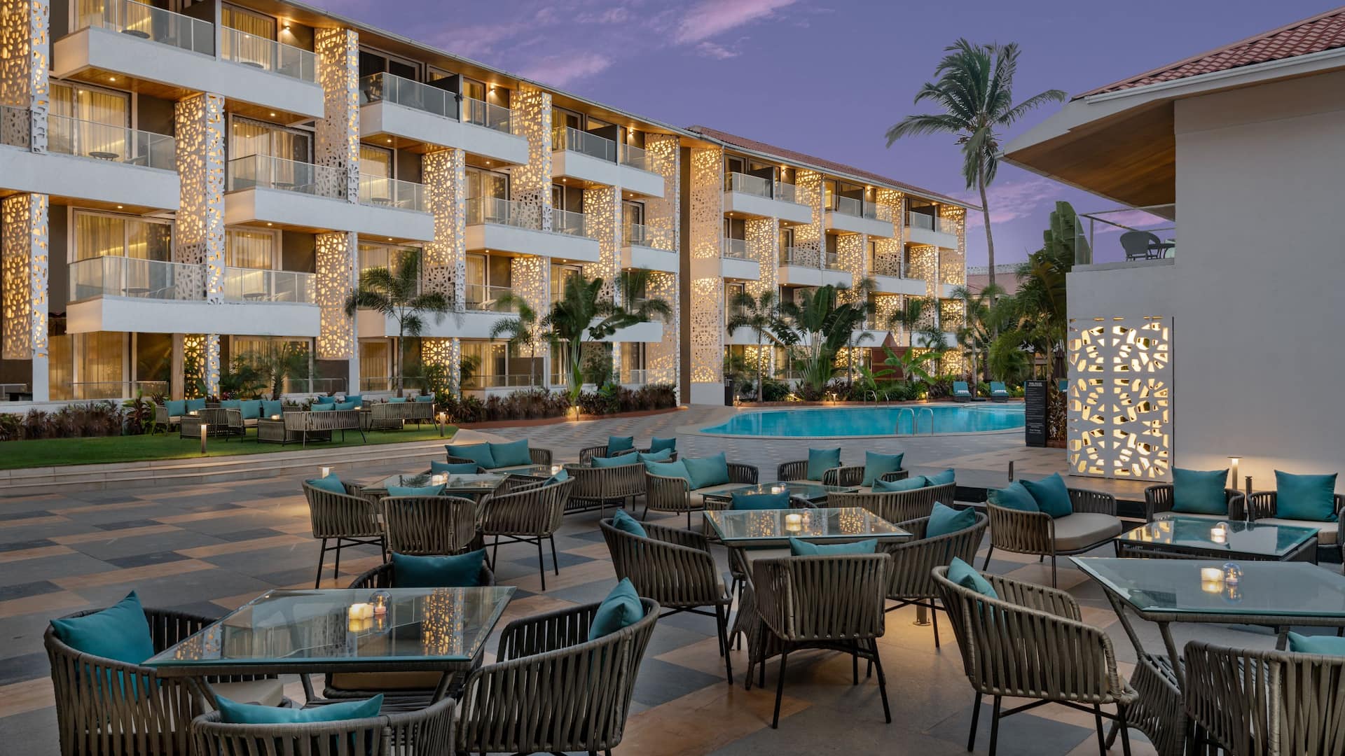 Hyatt Place Goa Candolim Zing Alfresco Night