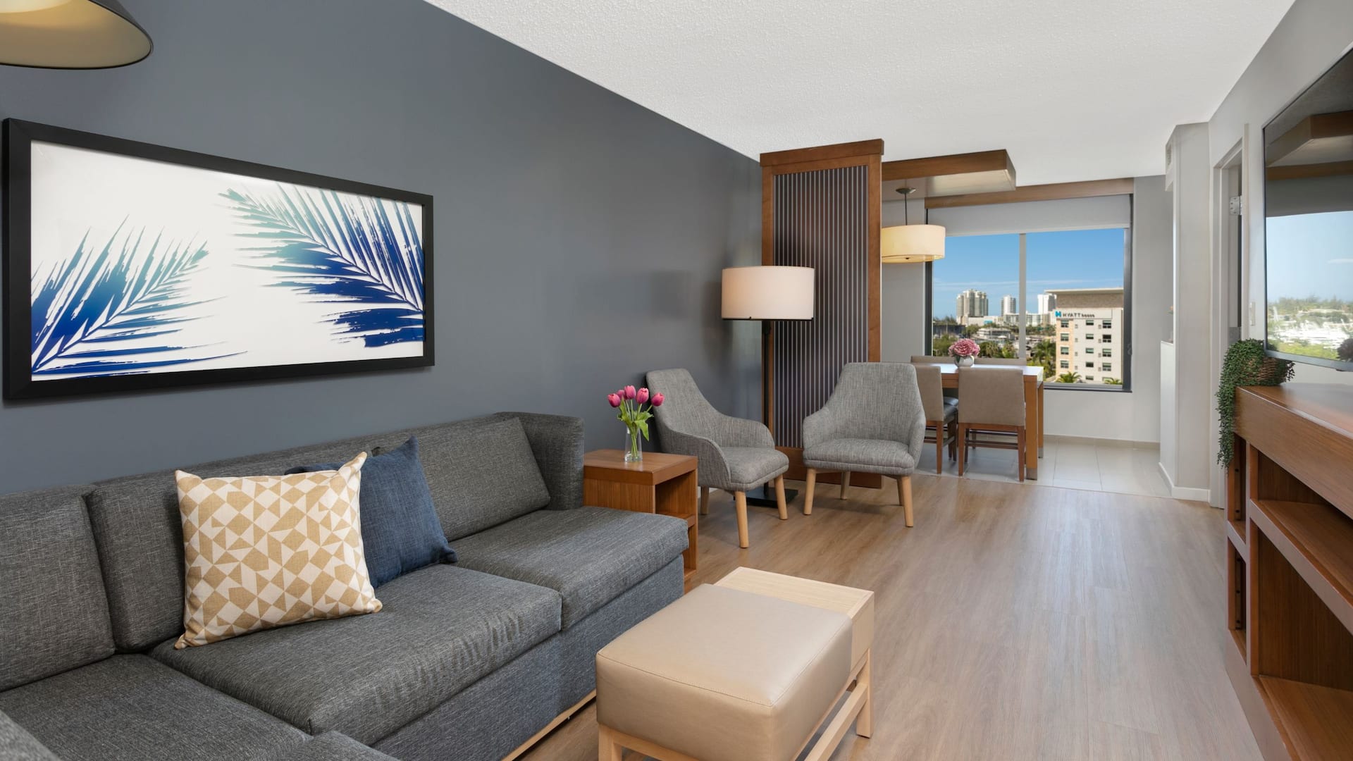 Hyatt Place San Juan Ada King Suite