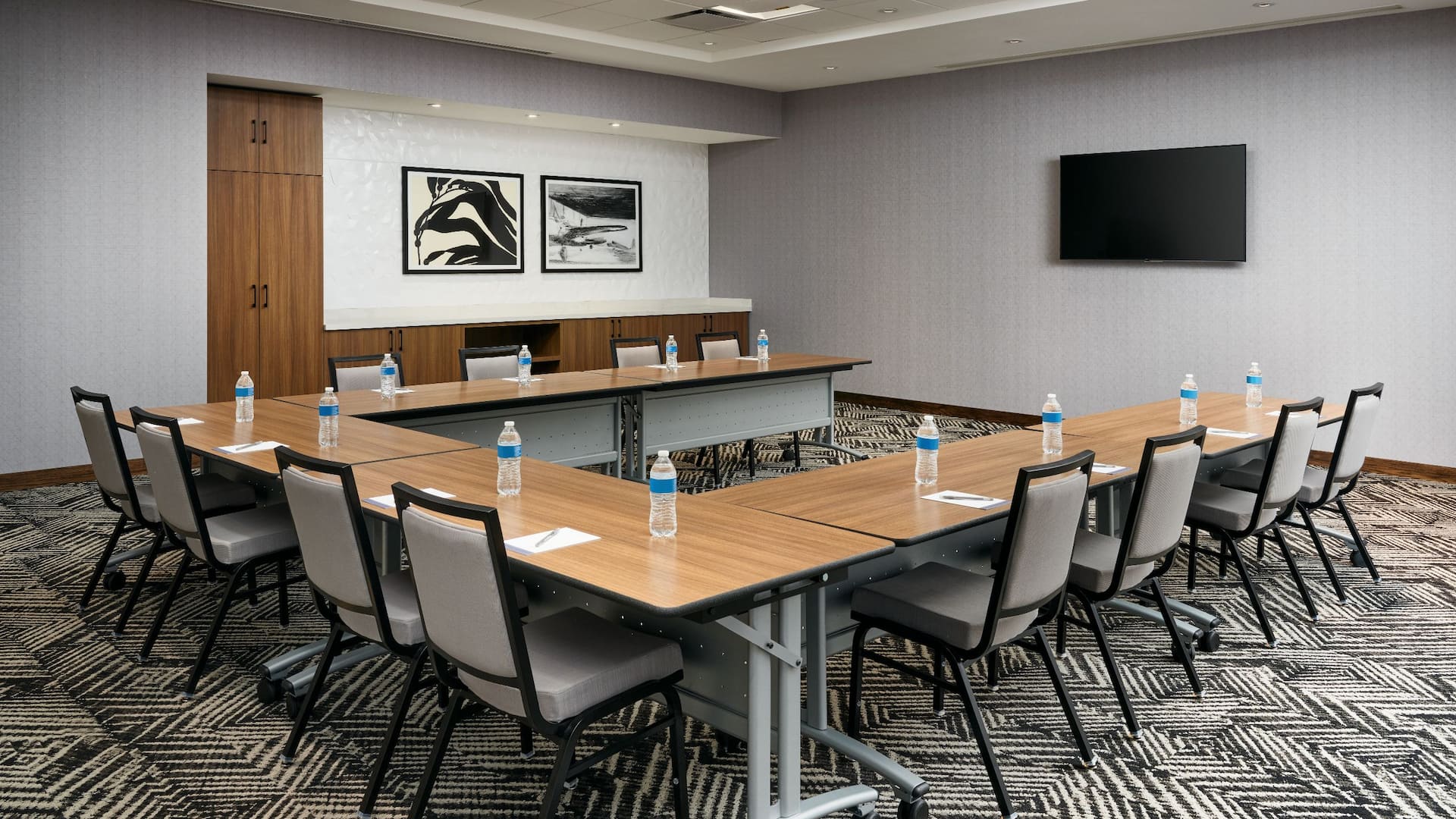 Hyatt Place Melbourne Airport Meeting Space U Shape