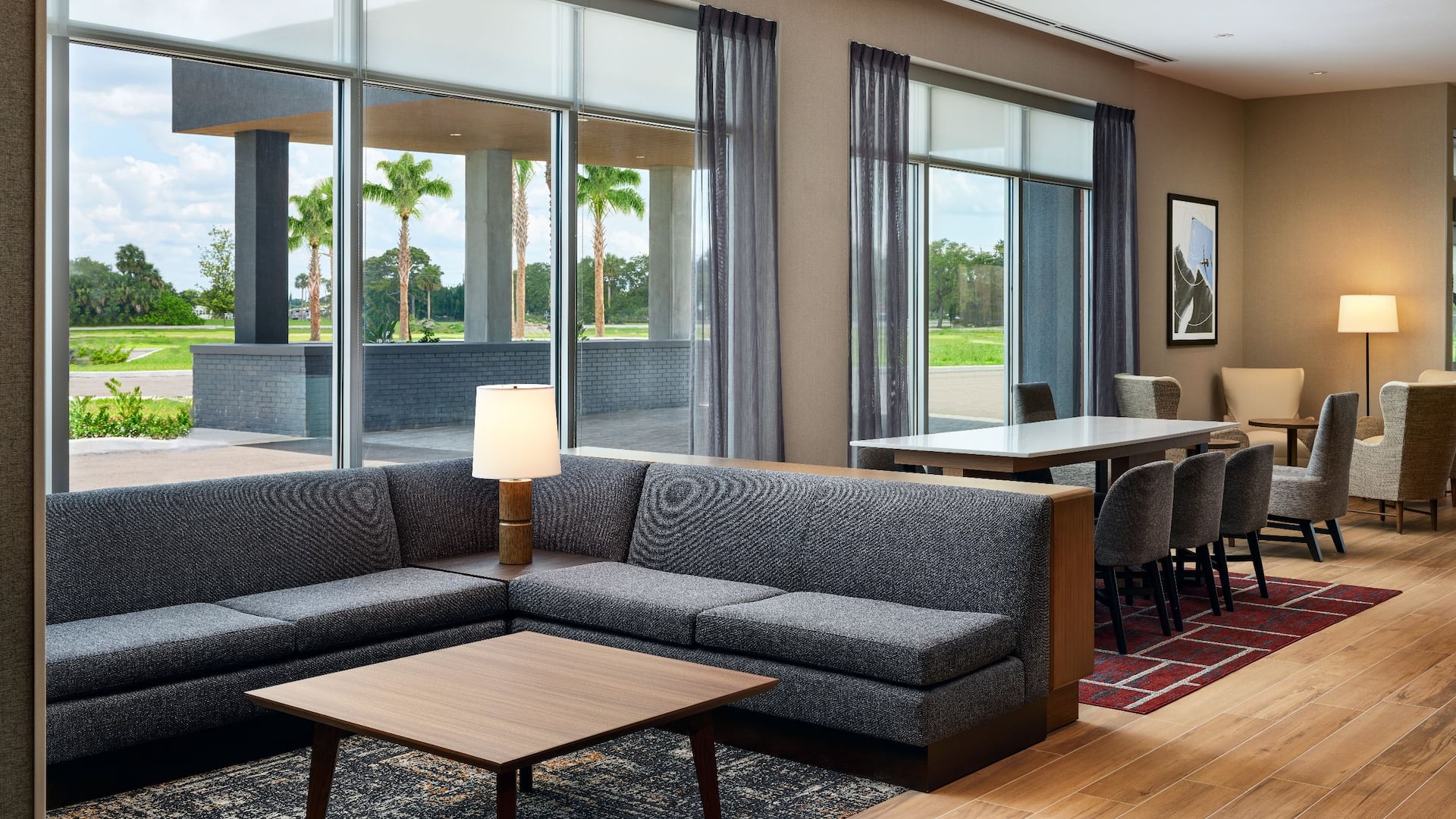 Hyatt Place Melbourne Airport Bar Seating