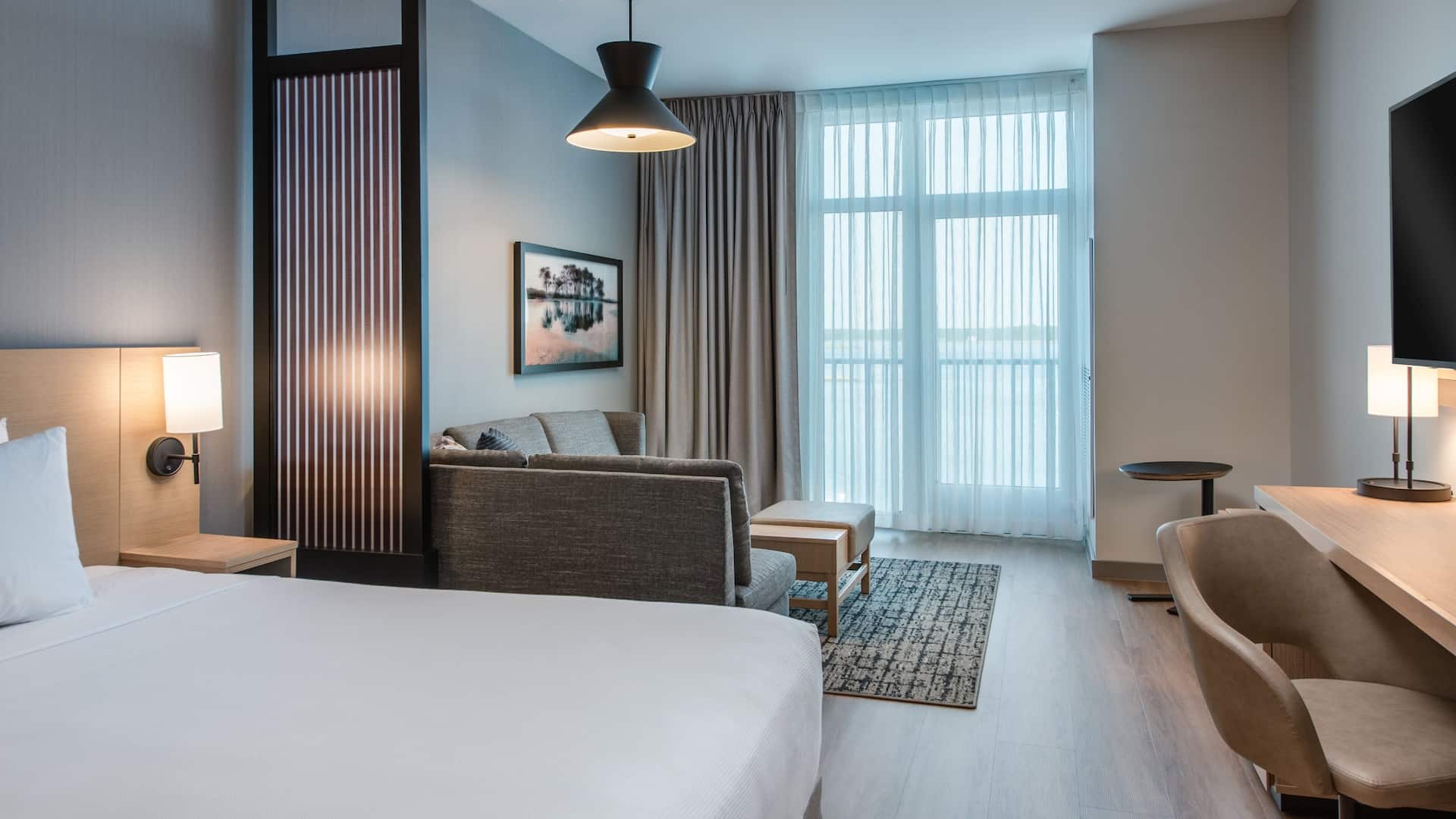 Hyatt Place Kent Narrows & Marina King Curtains