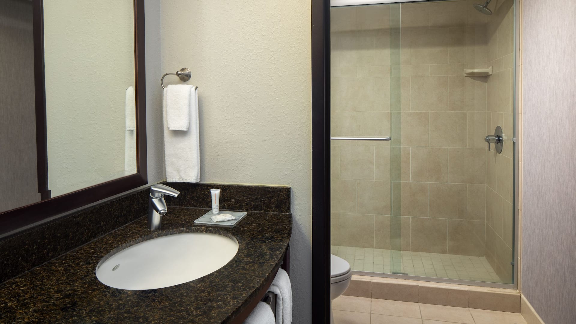 4 of 4 Hyatt Place Uncasville / Casino Area Bathroom Shower